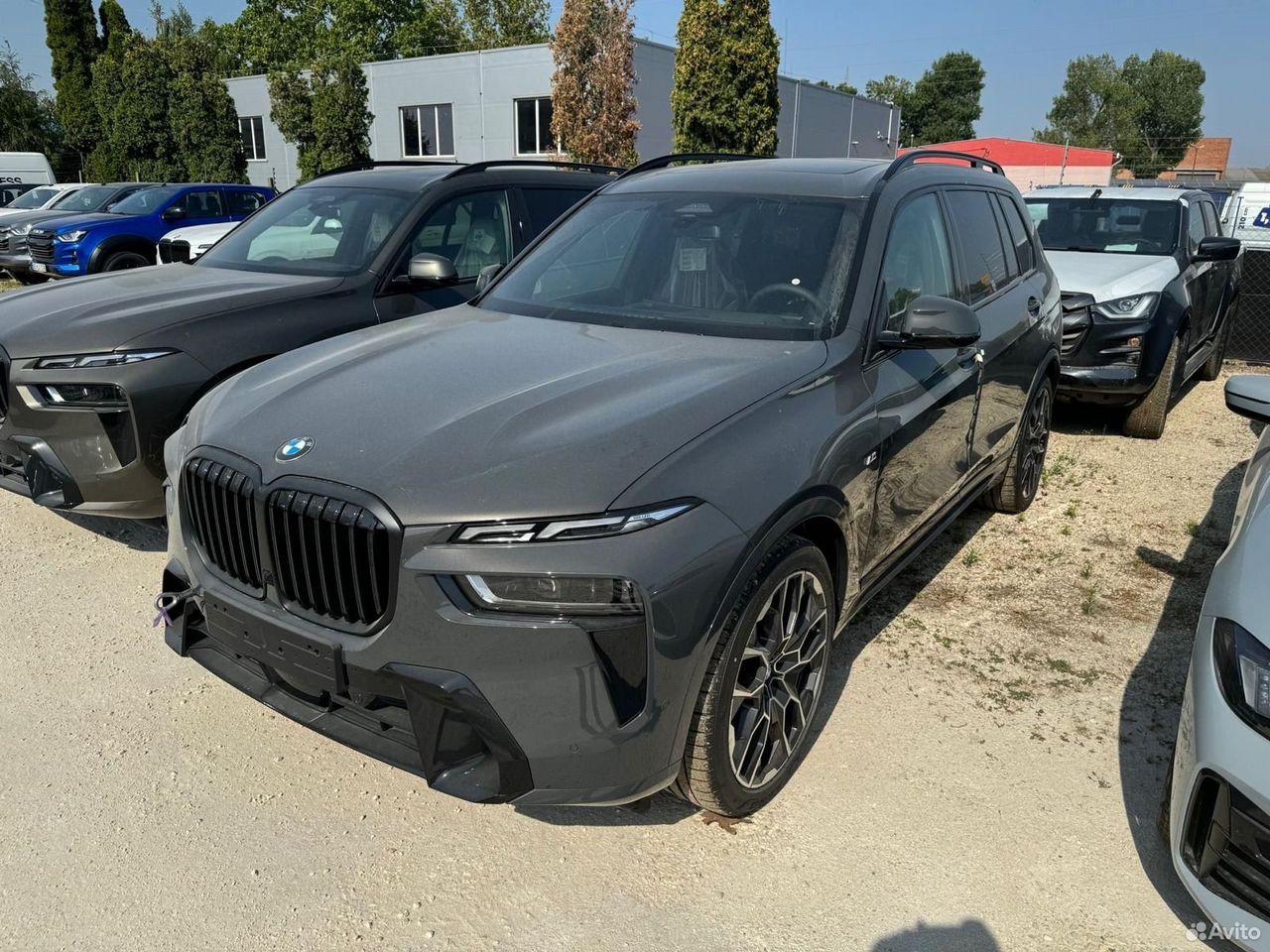 BMW X7