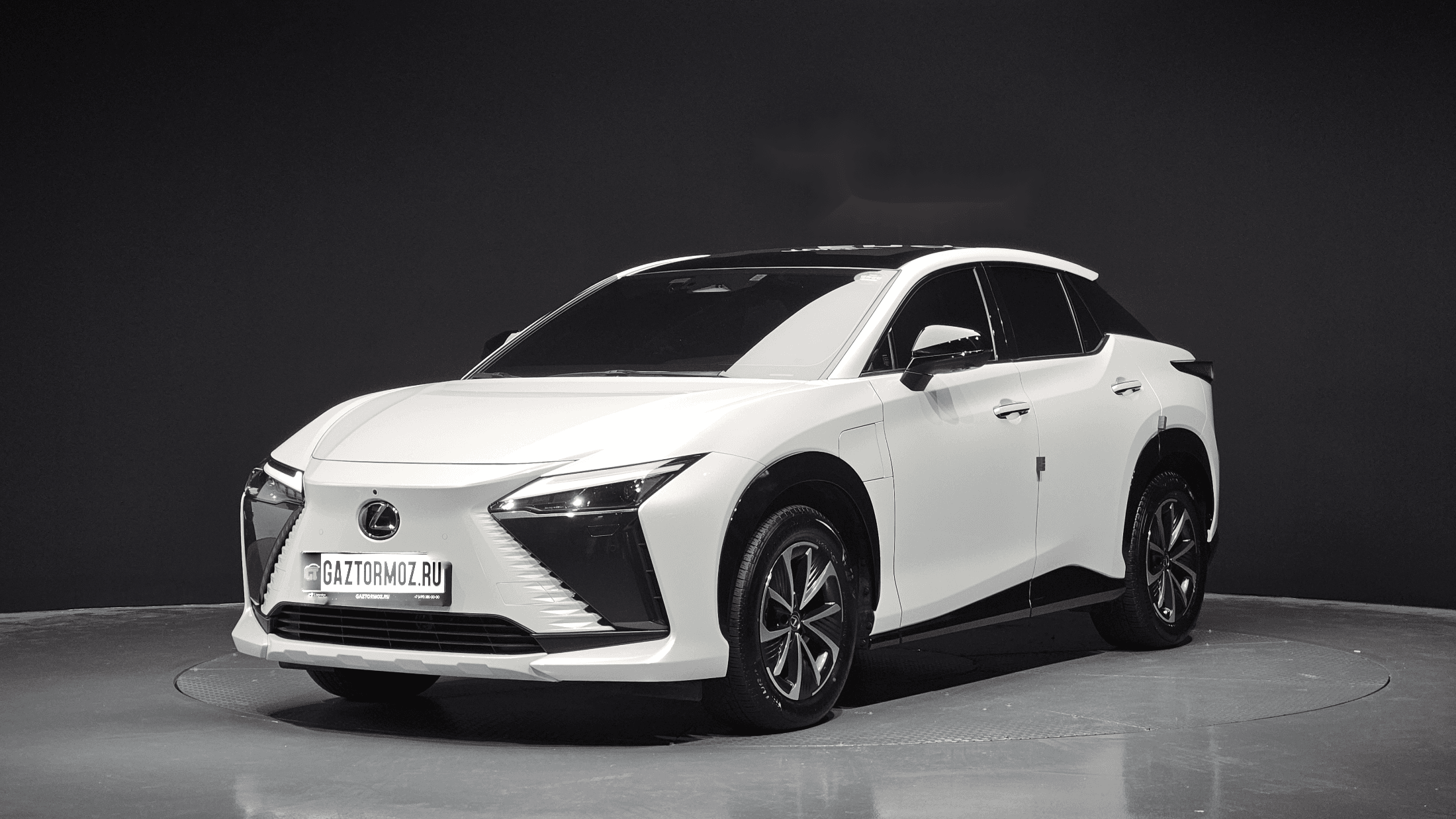 Lexus RZ