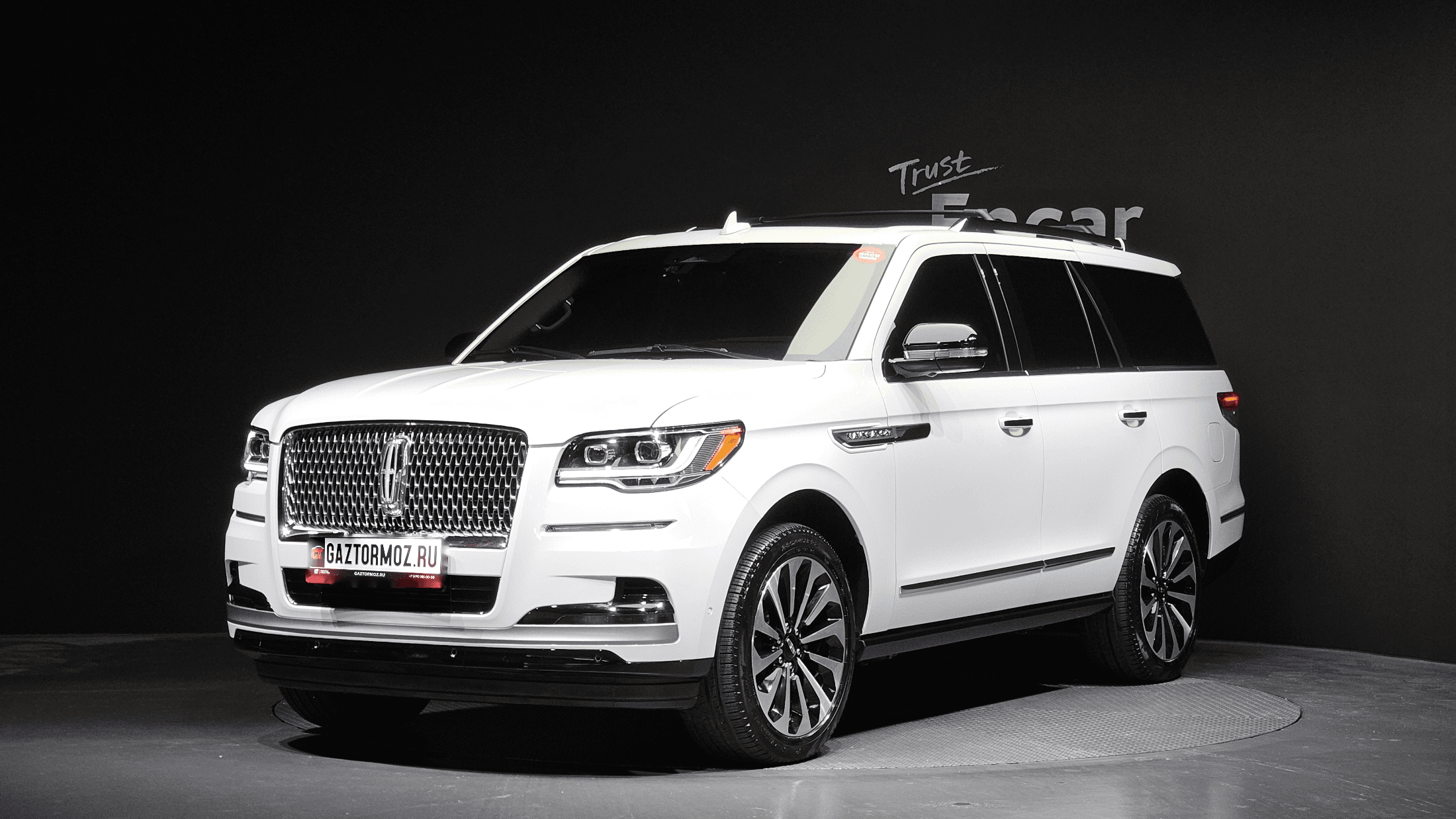 Lincoln Navigator