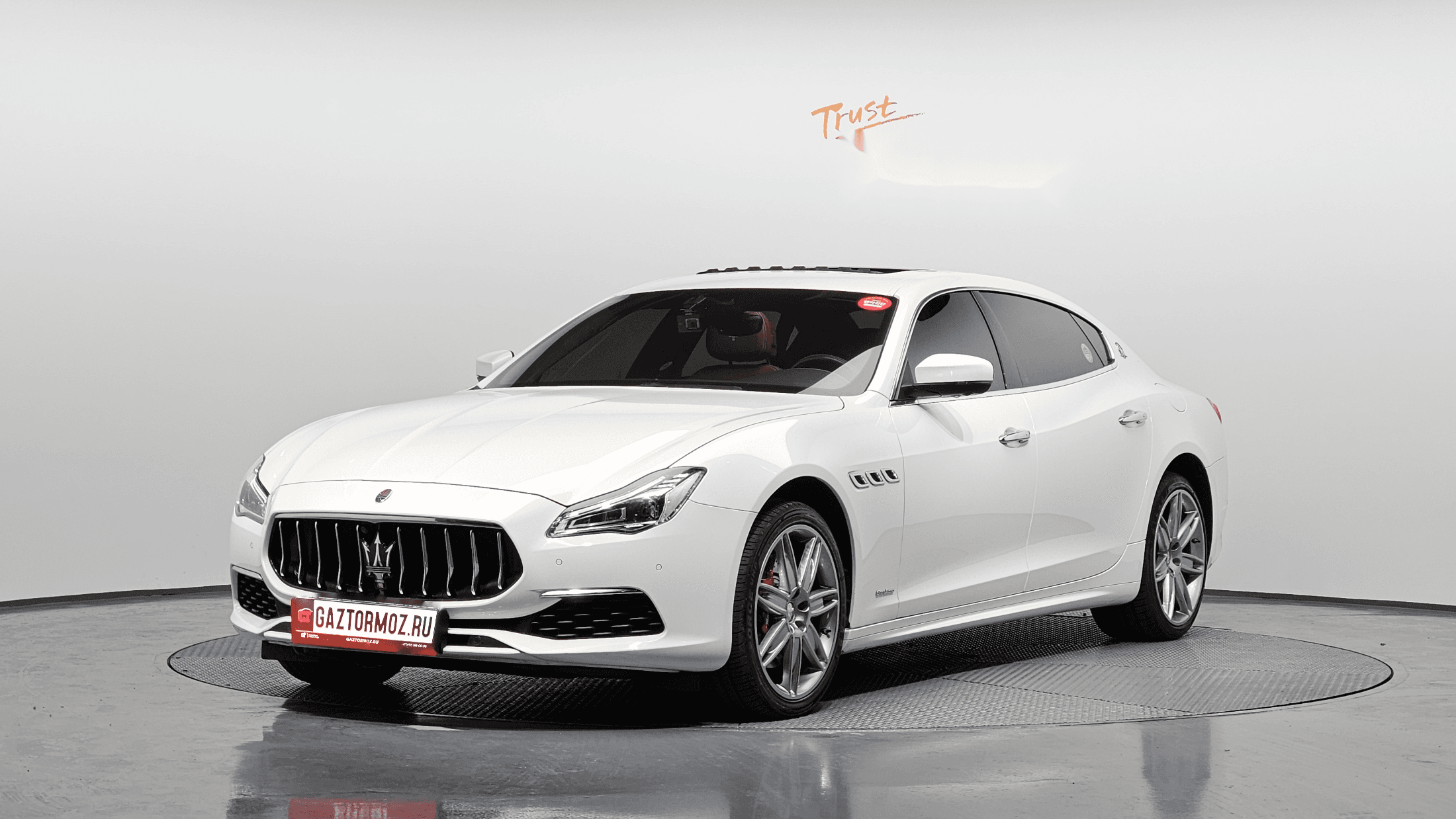 Maserati Quattroporte