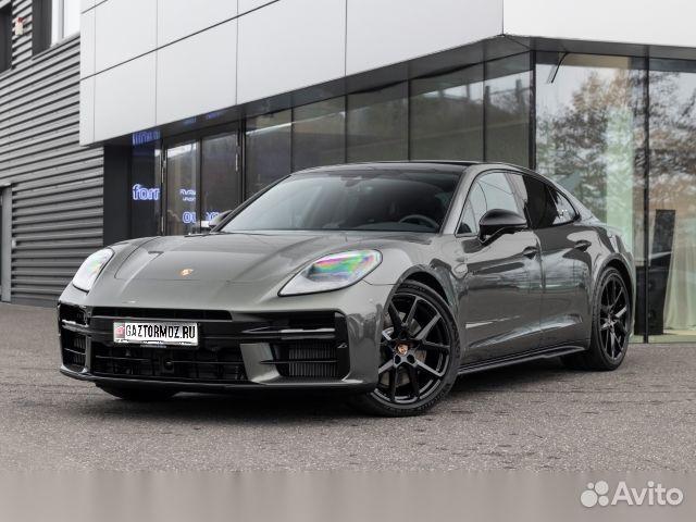 Porsche Panamera 4