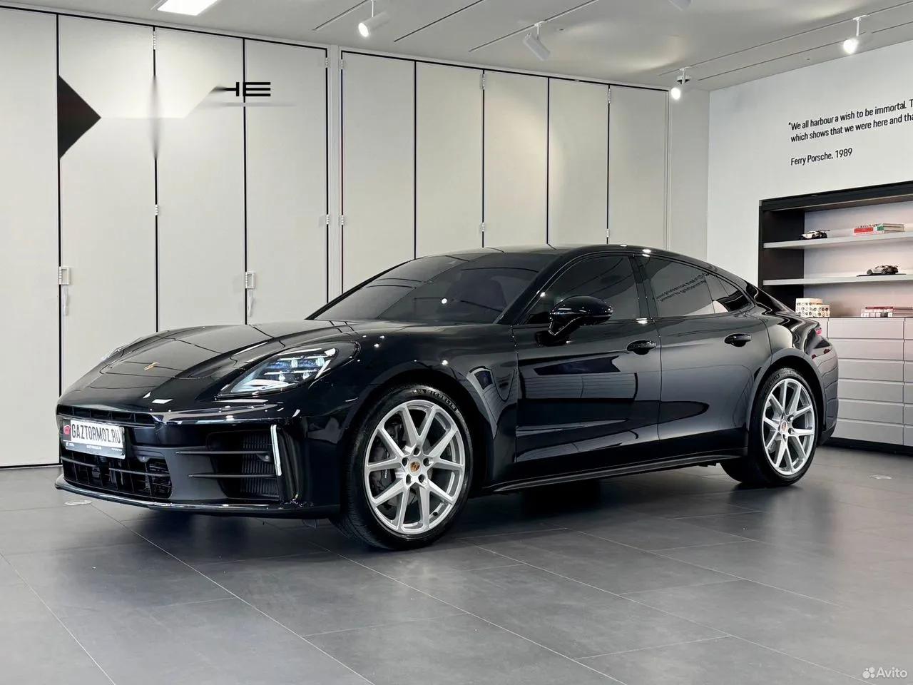 Porsche Panamera 4