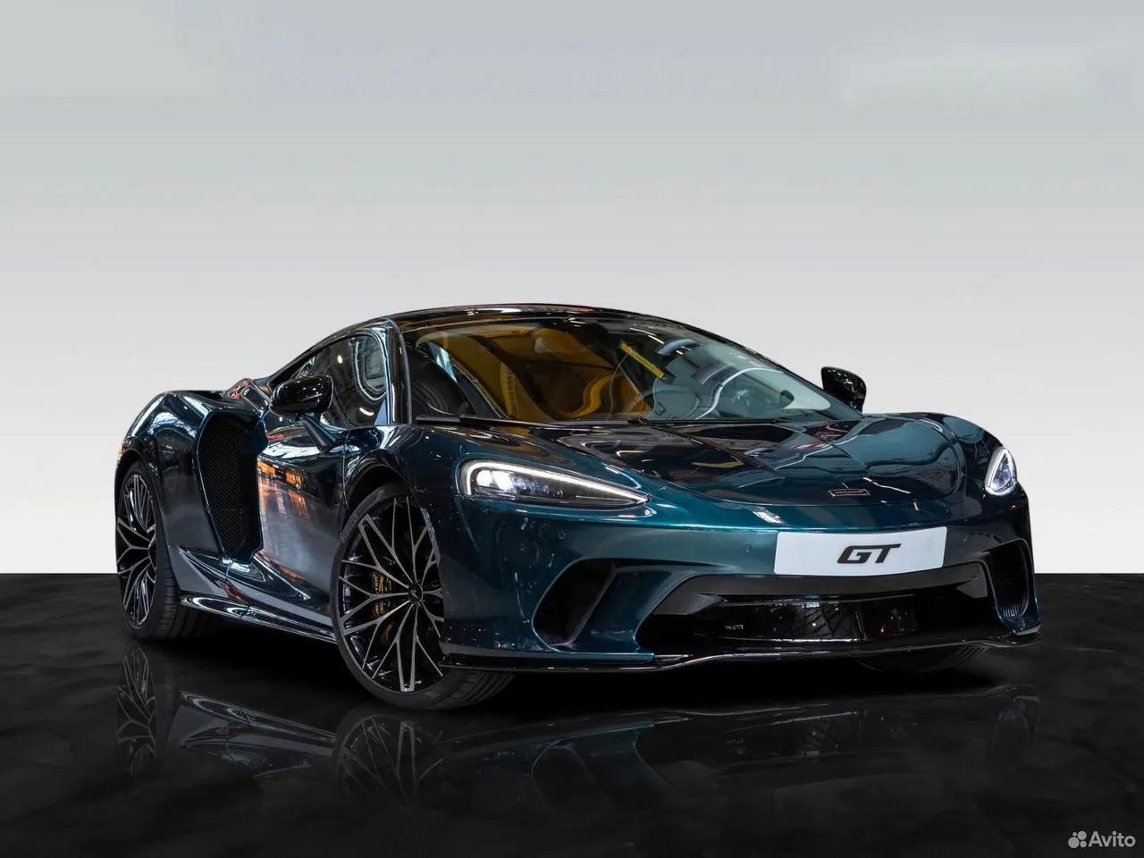 McLaren GT