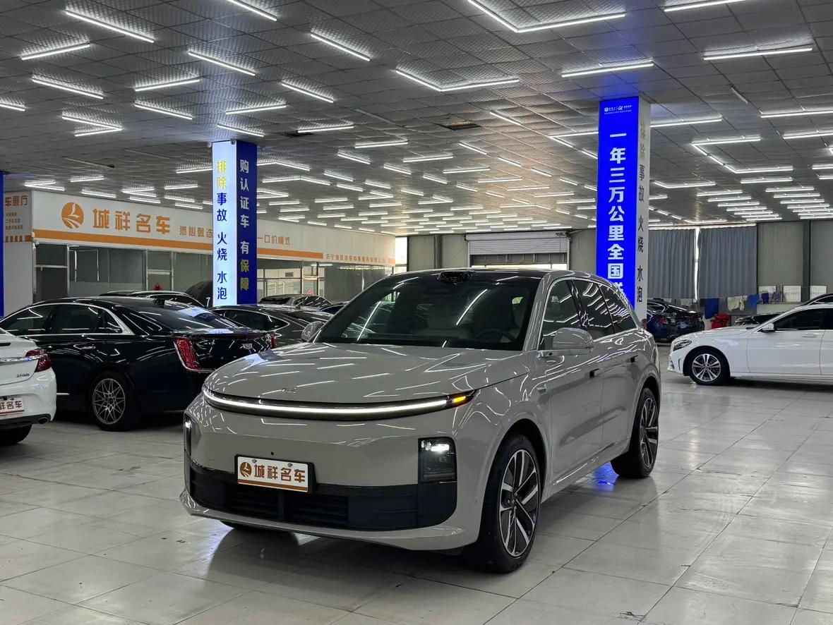 Lixiang L6 2024 г.