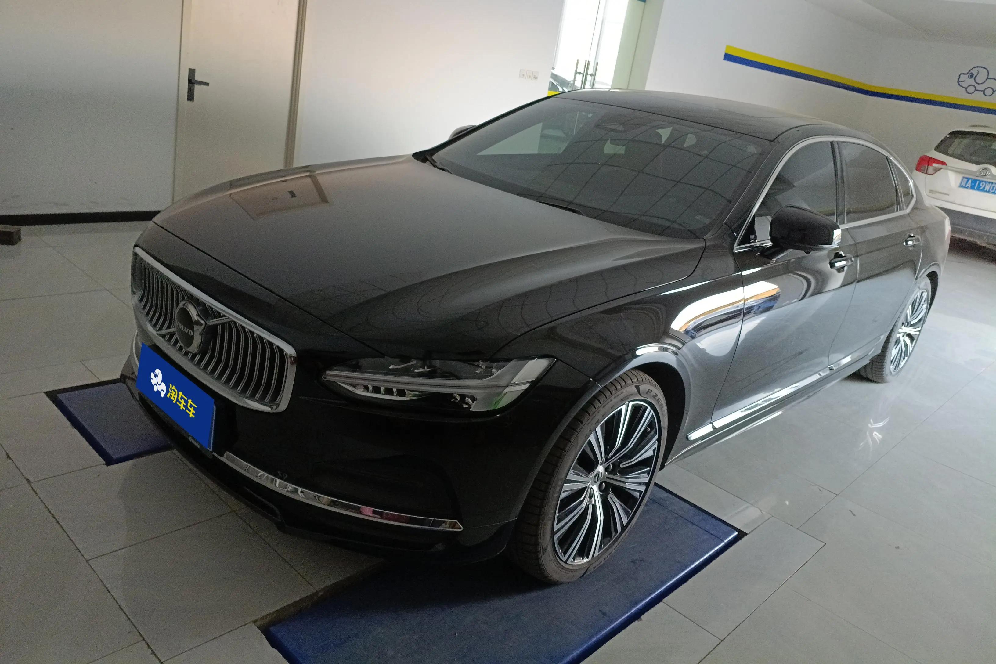 Volvo S90 2023 г.