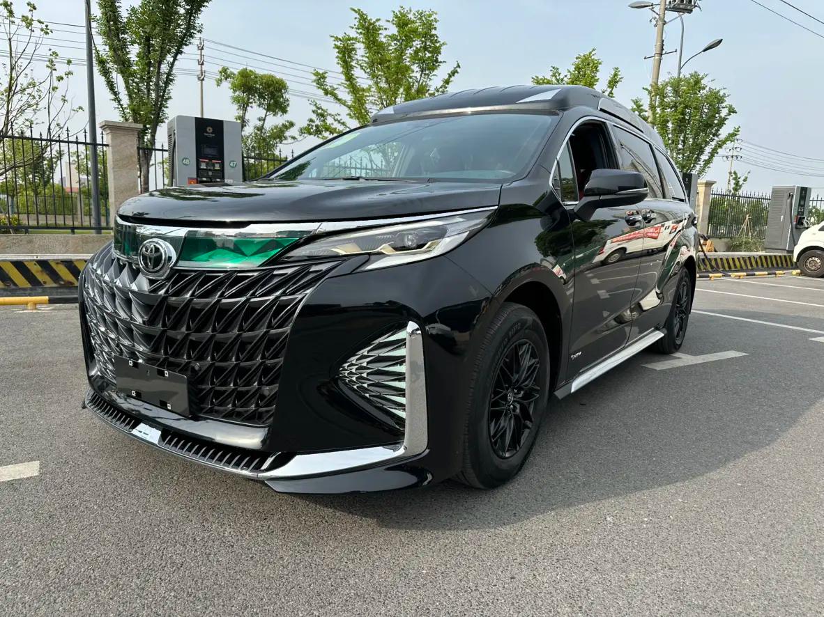 Toyota Granvia 2025 г.