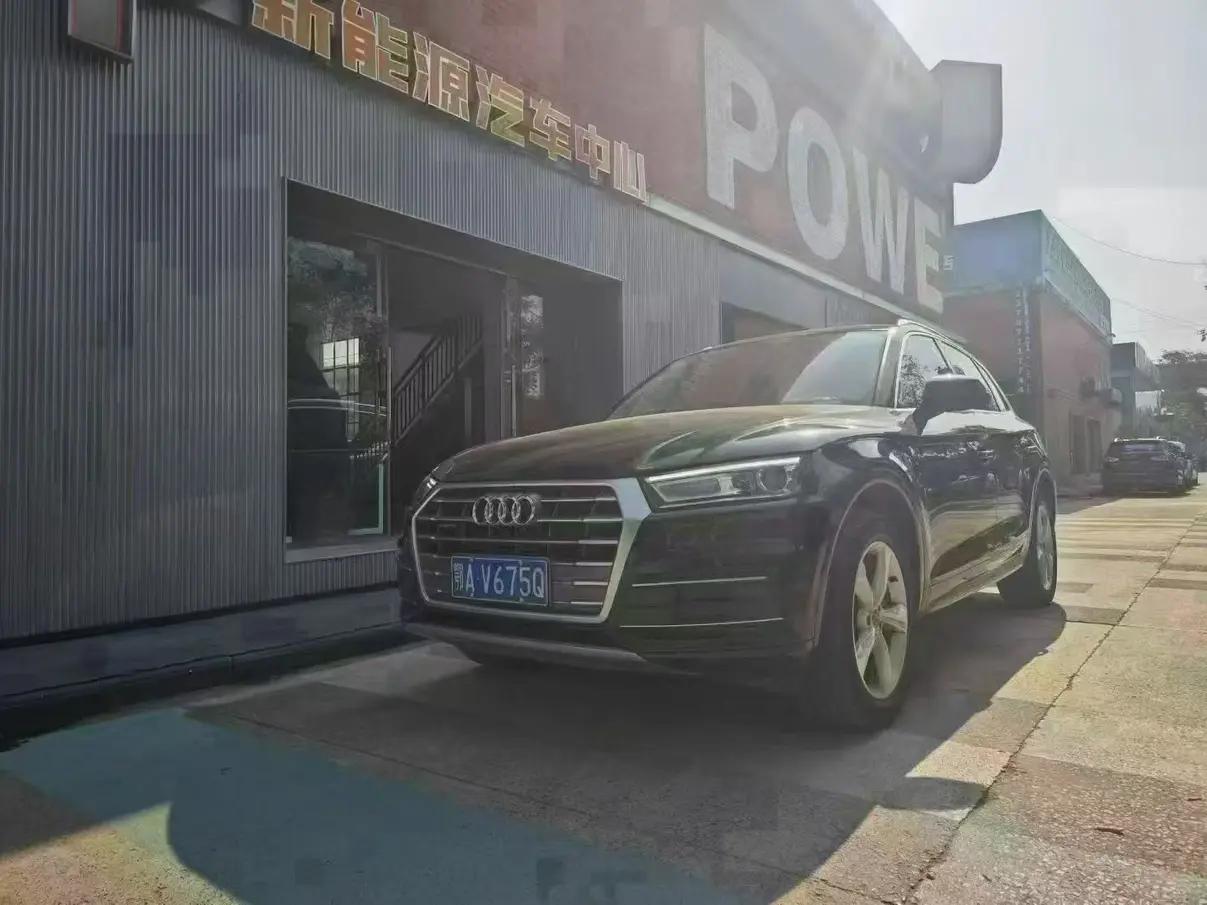 Audi Q5L 2019 г.