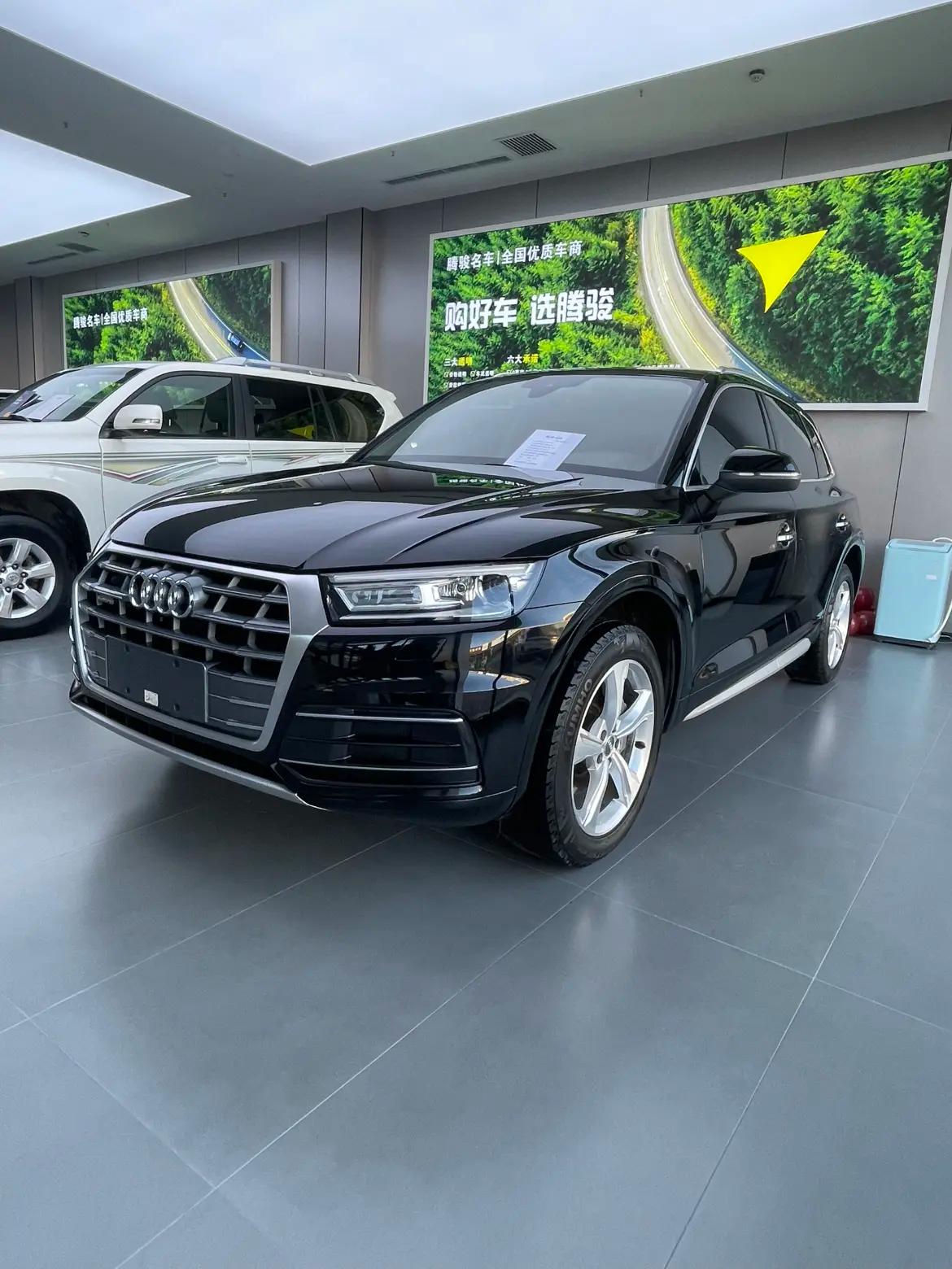 Audi Q5L 2019 г.