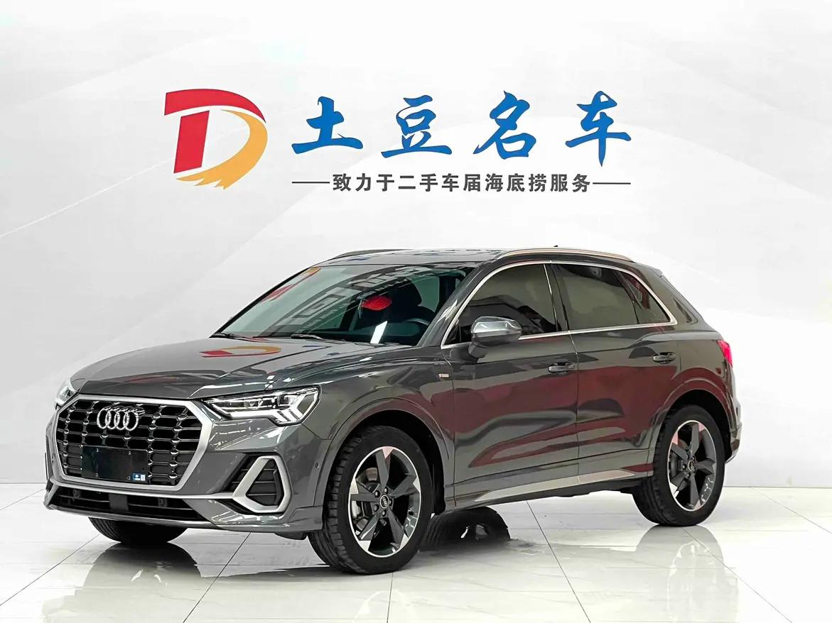 Audi Q3 2022 г.