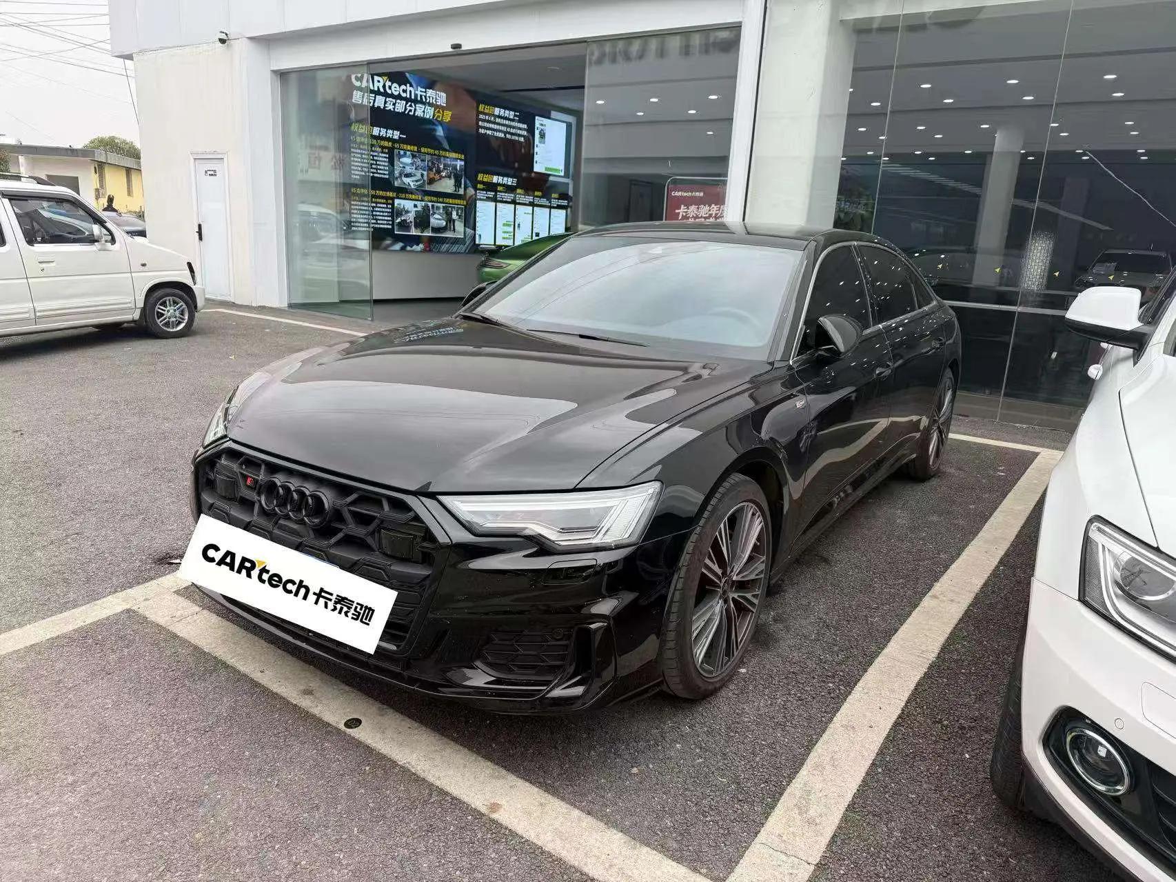 Audi A6L 2025 г. 21622 км.