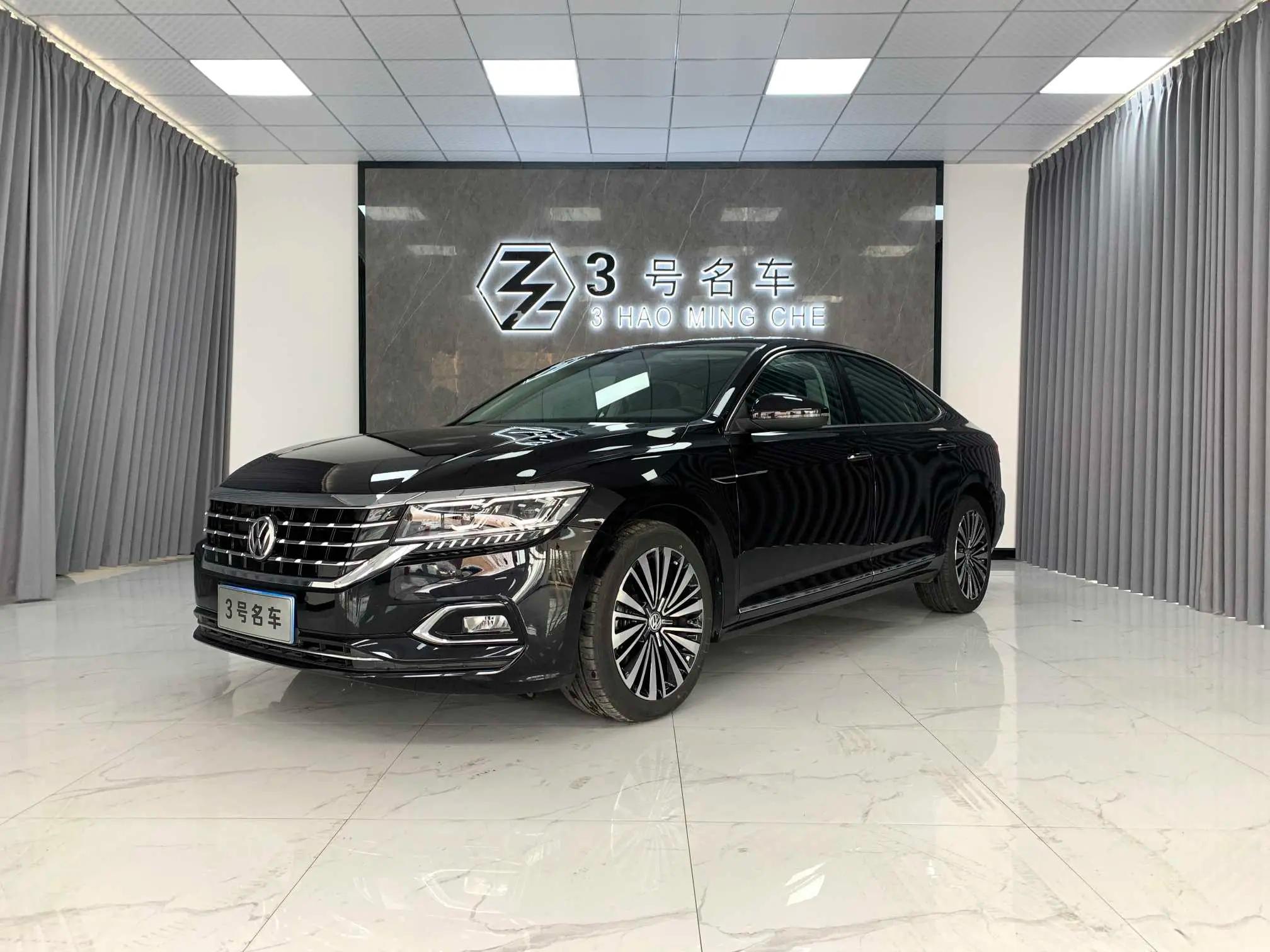Volkswagen Passat 2021 г. 77124 км.