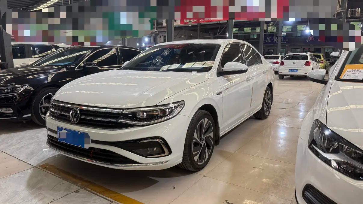 Volkswagen Bora 2024 г. 3138 км.