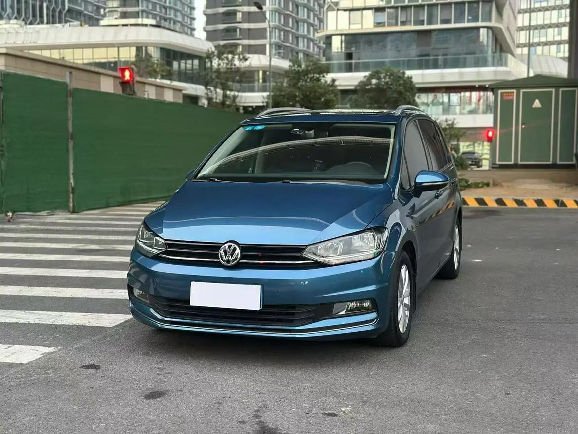 Volkswagen Touran L 2018 г.