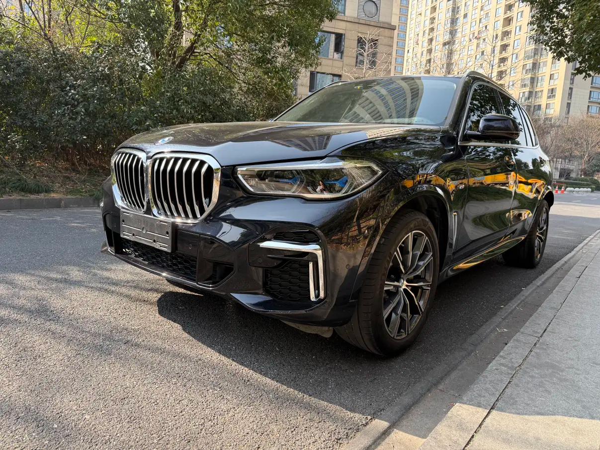 BMW X5 2023 г. 72022 км.