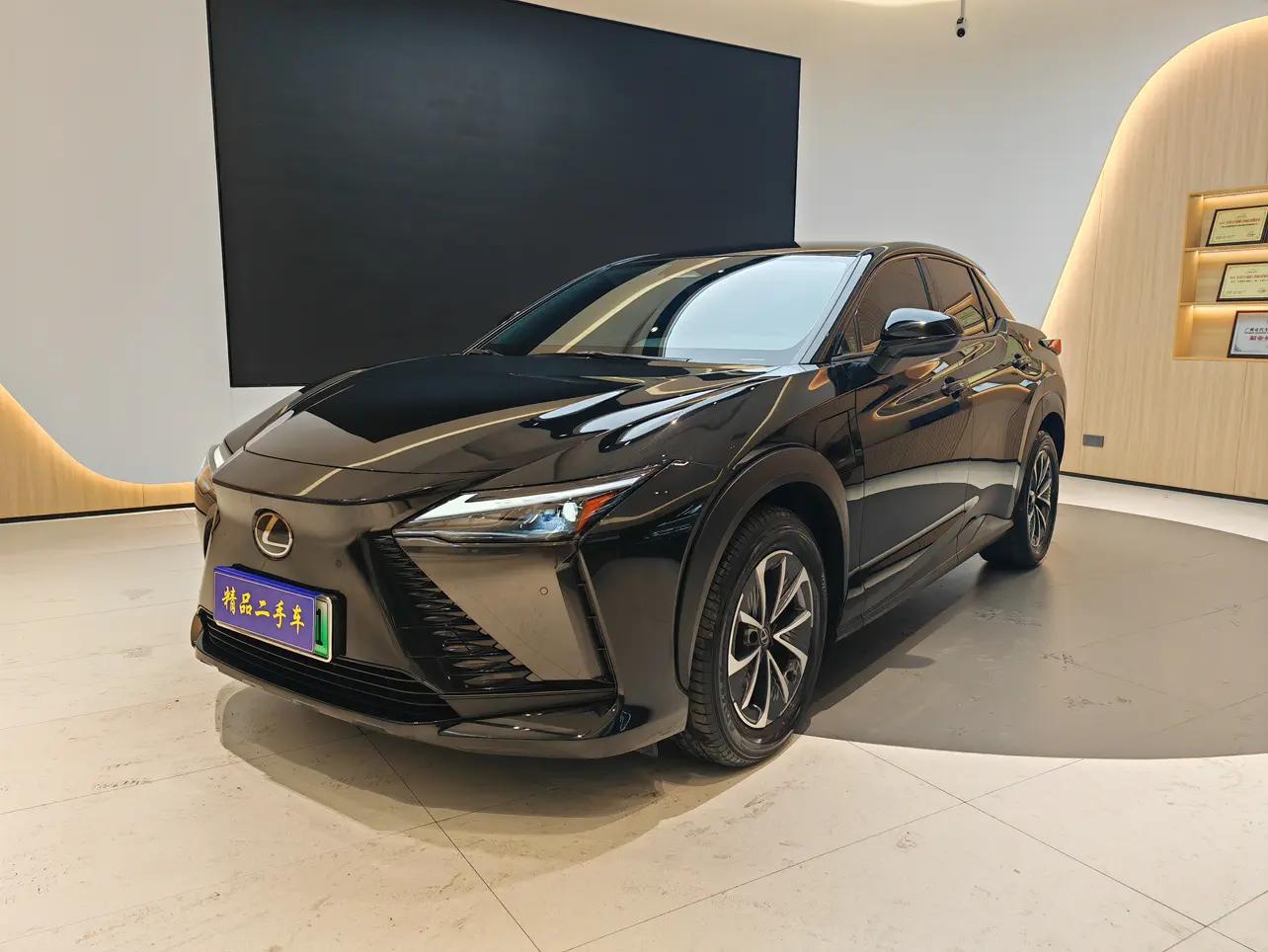 Lexus RZ 2023 г.