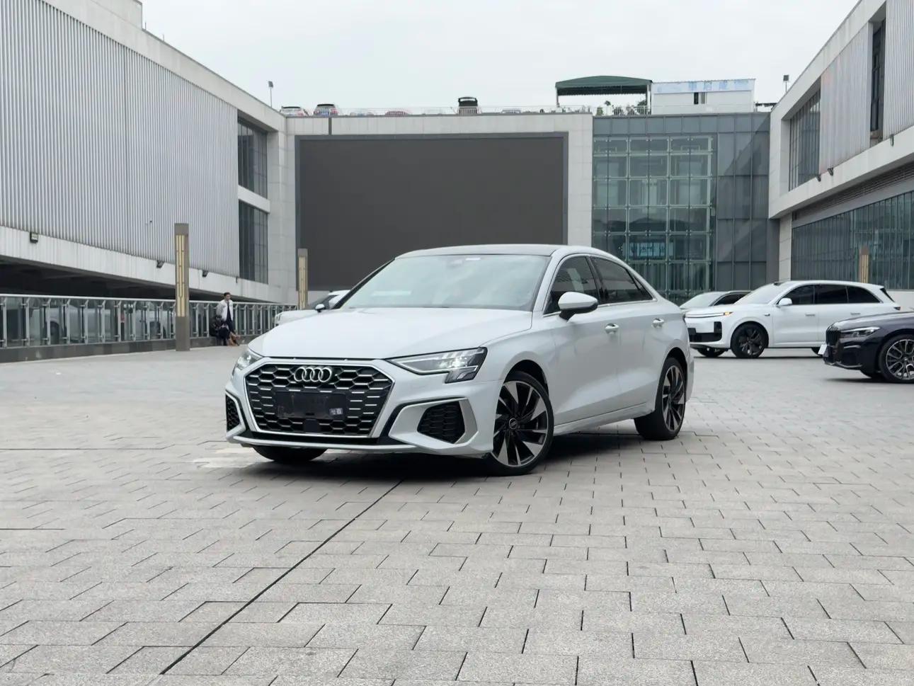 Audi A3 2023 г. 36025 км.