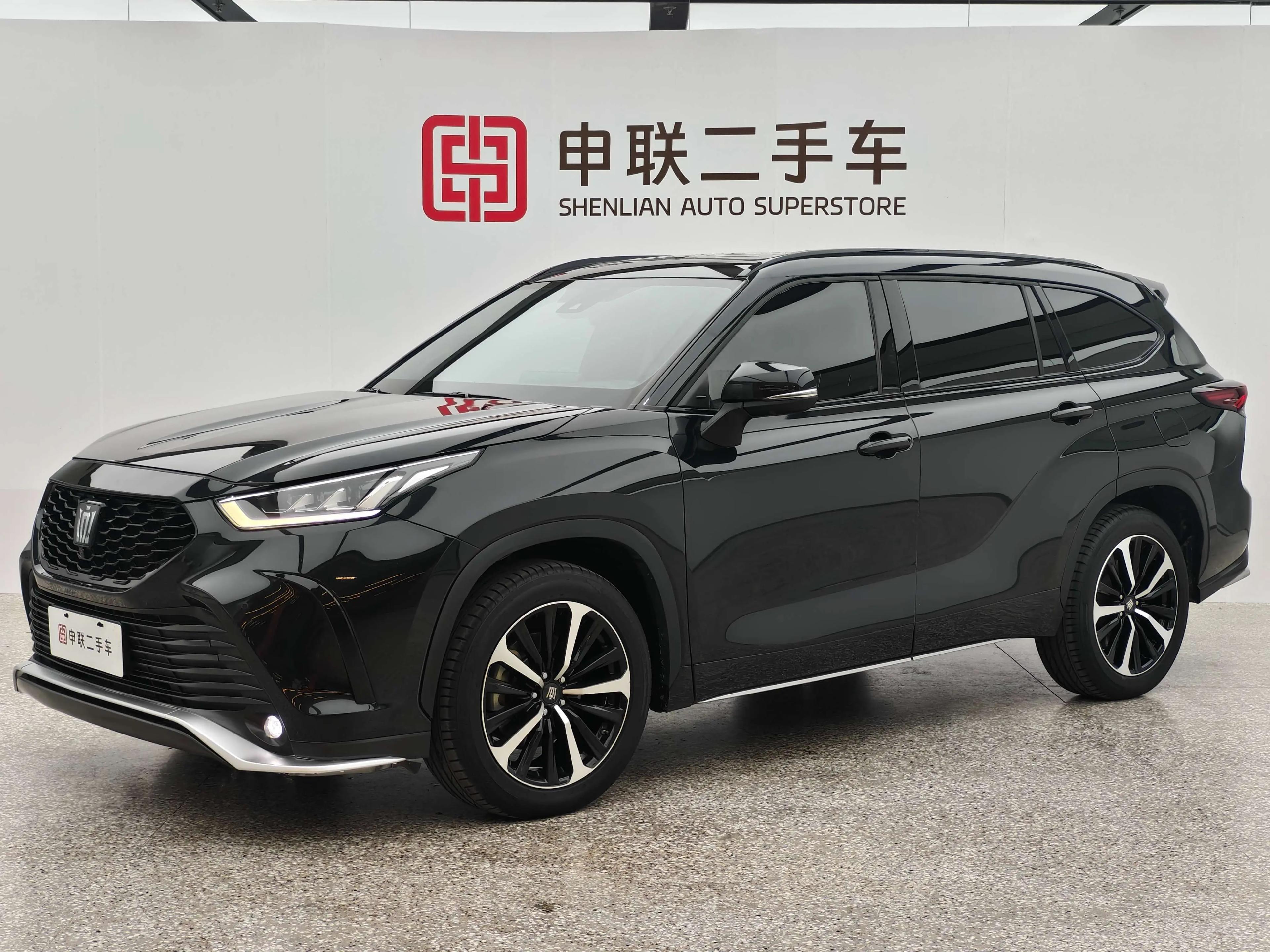 Toyota Crown Kluger 2024 г.