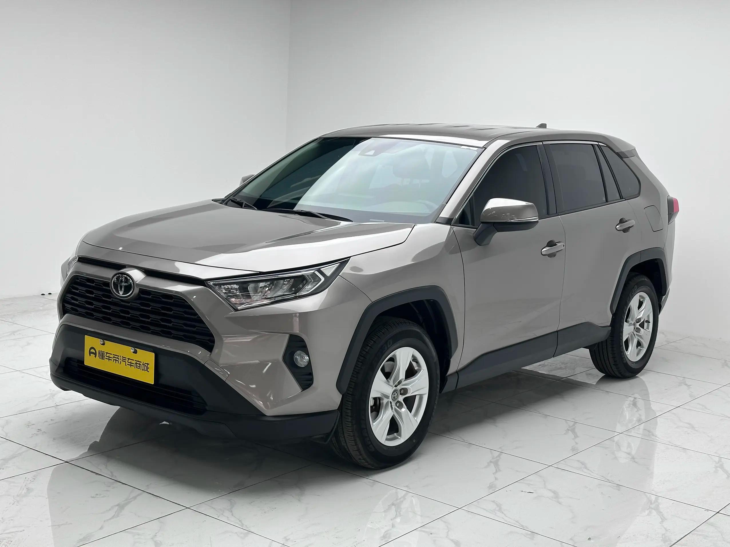 Toyota RAV4 2022 г.