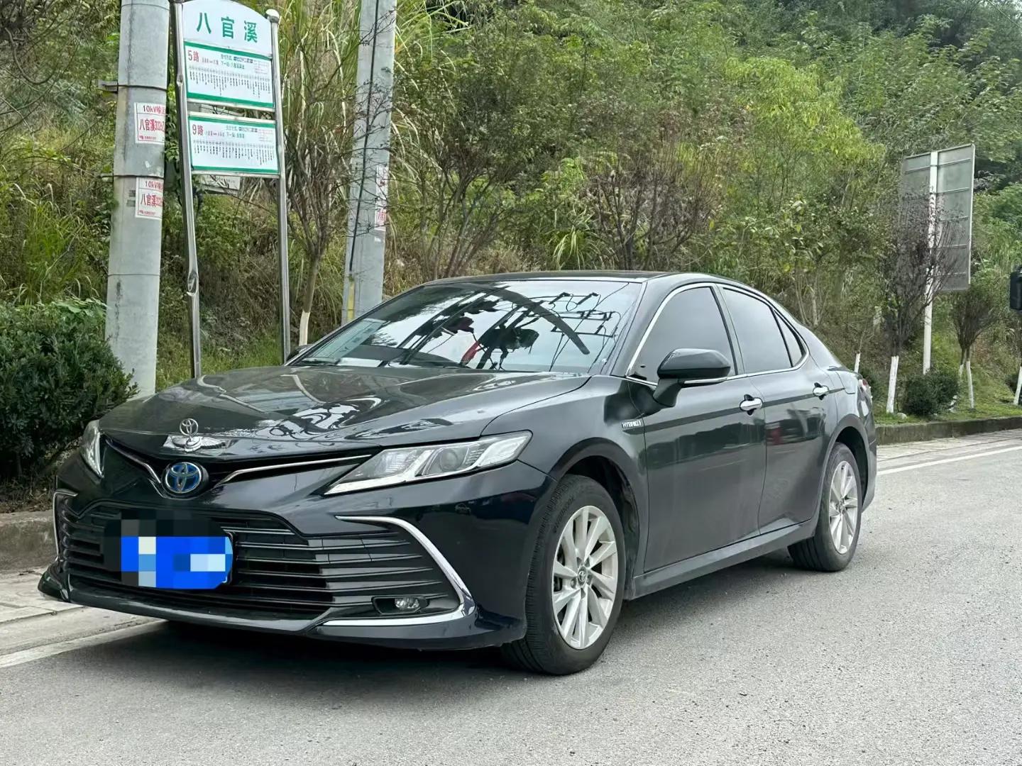Toyota Camry 2023 г.