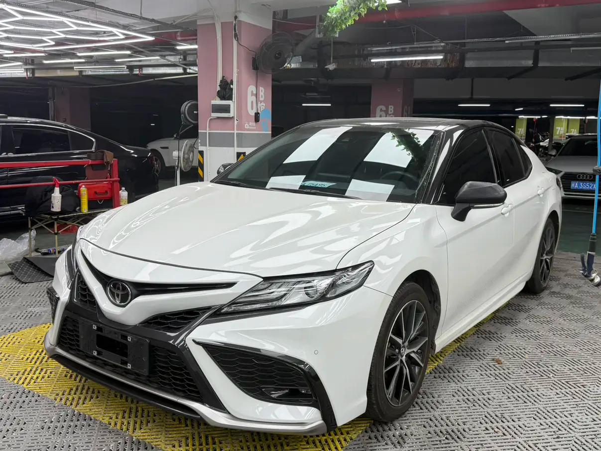 Toyota Camry 2022 г.