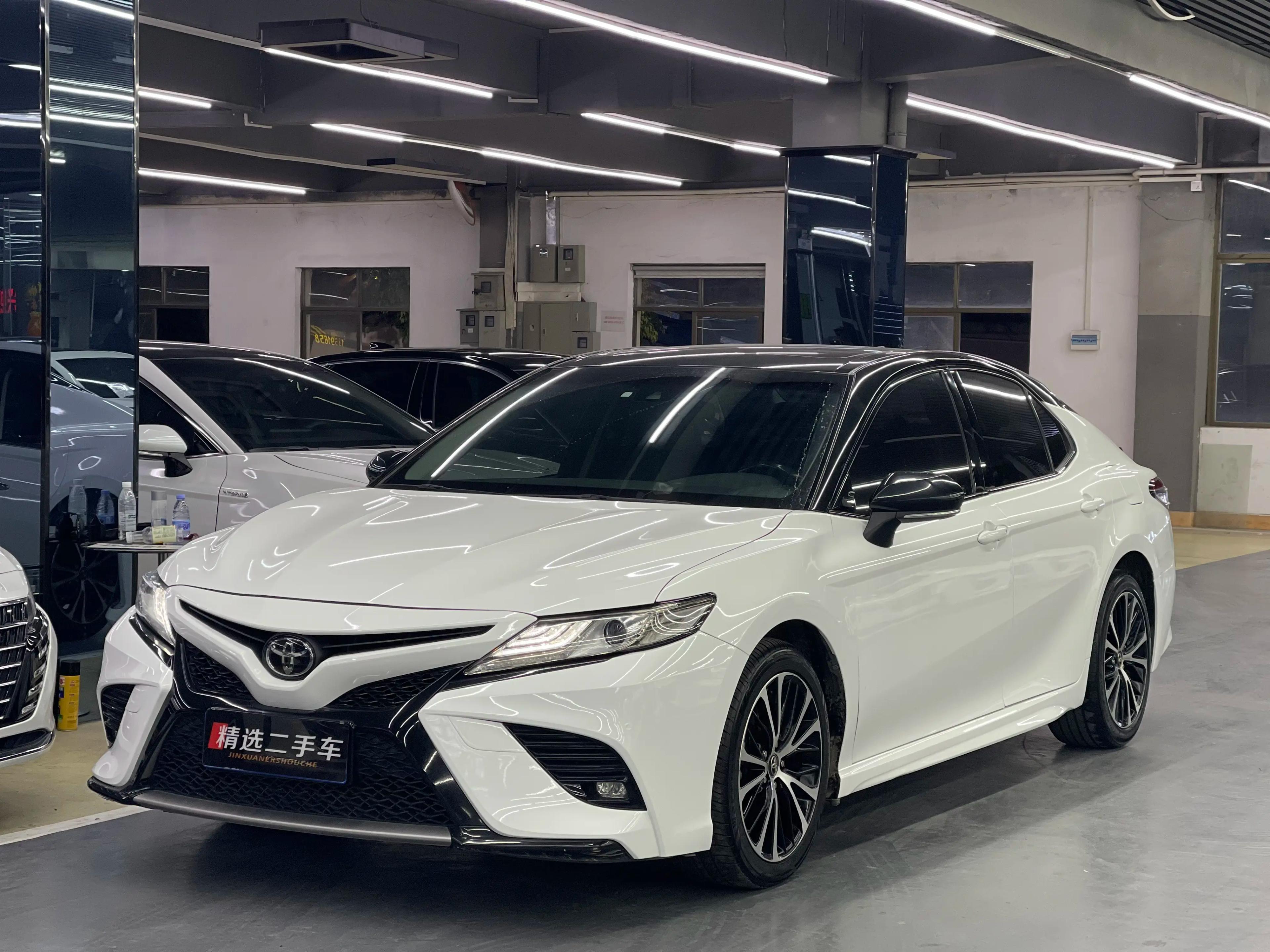 Toyota Camry 2020 г.