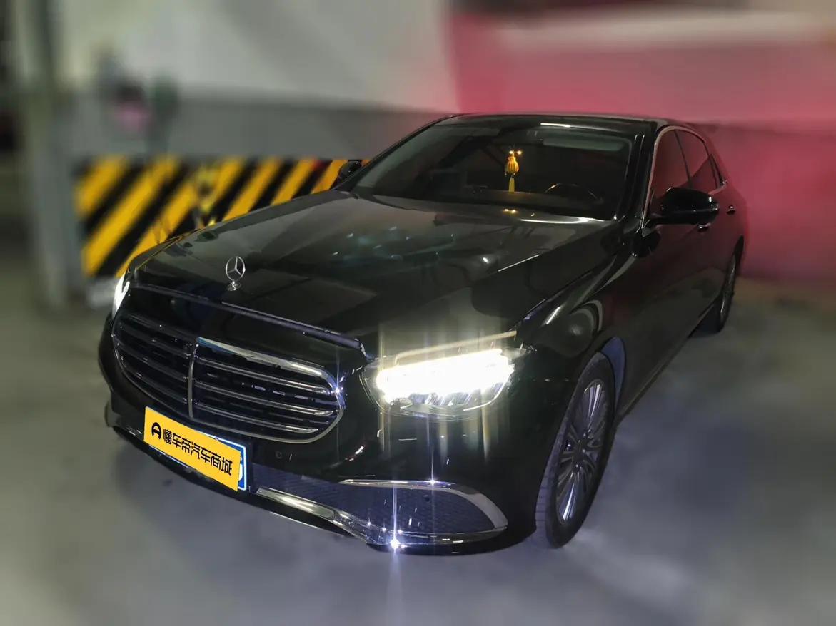 Mercedes-Benz E-Class 2022 г. 49413 км.