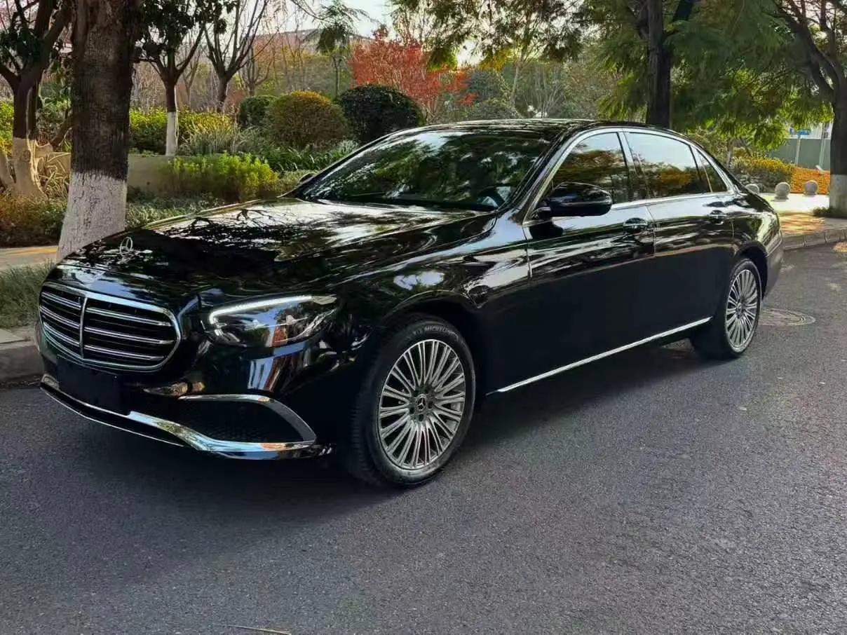 Mercedes-Benz E-Class 2023 г. 56010 км.