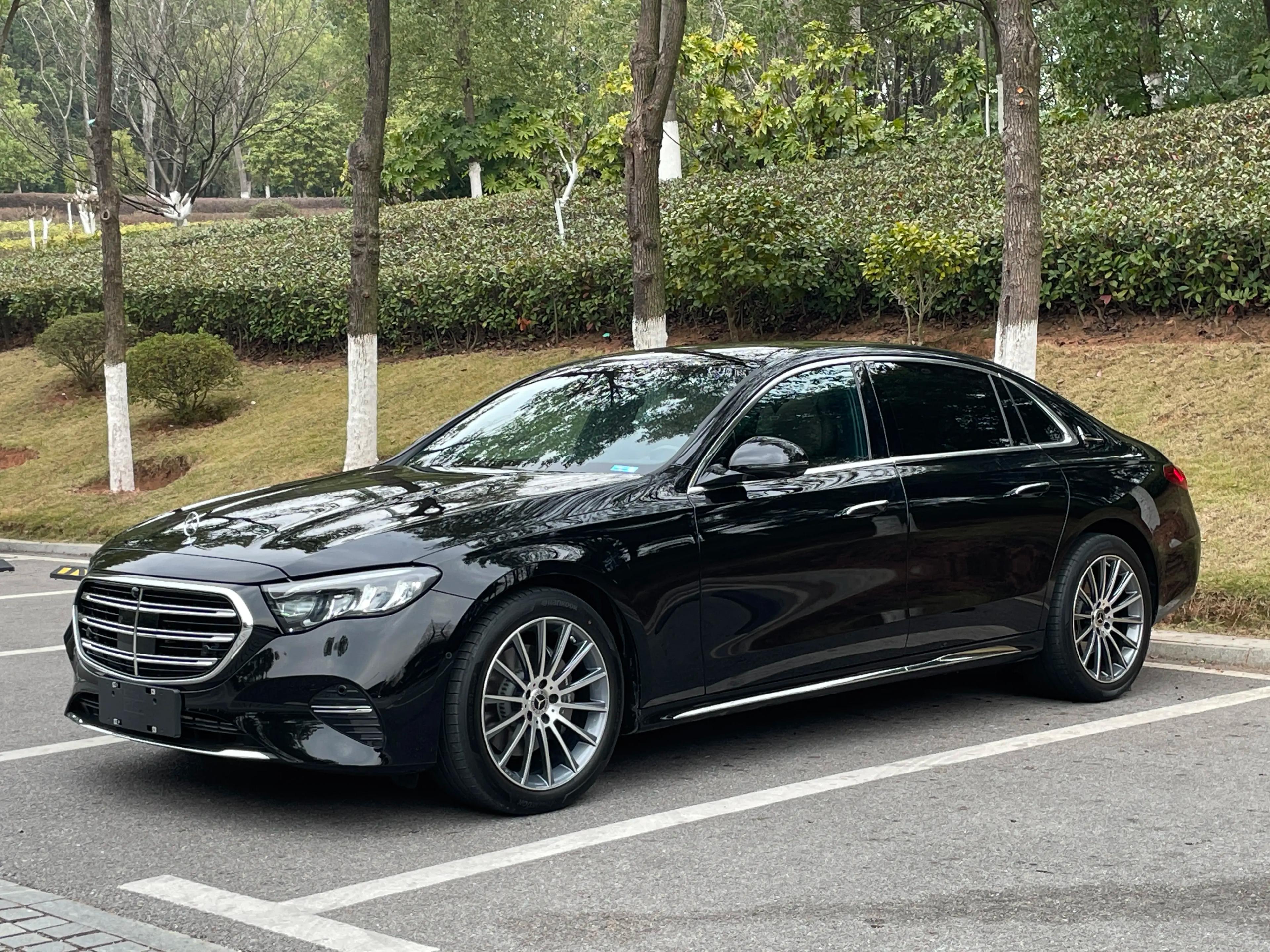 Mercedes-Benz E-Class 2024 г. 10843 км.