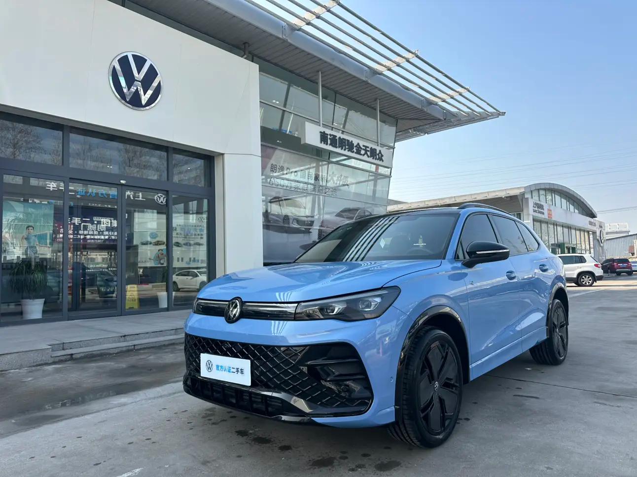 Volkswagen Tiguan L 2024 г. 3066 км.