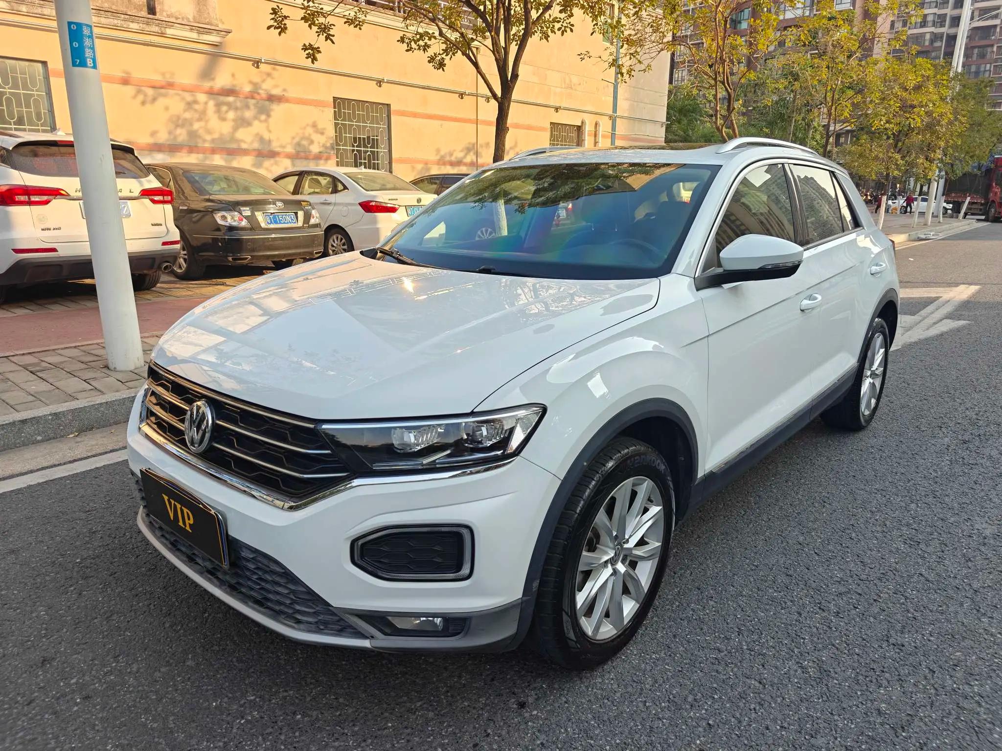 Volkswagen T-Roc 2019 г.