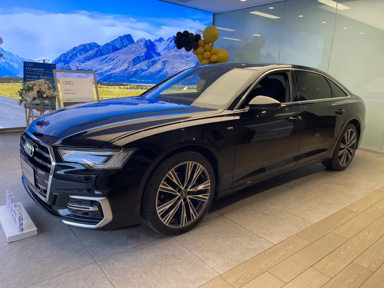 Audi A6L 2025 г. 6108 км.