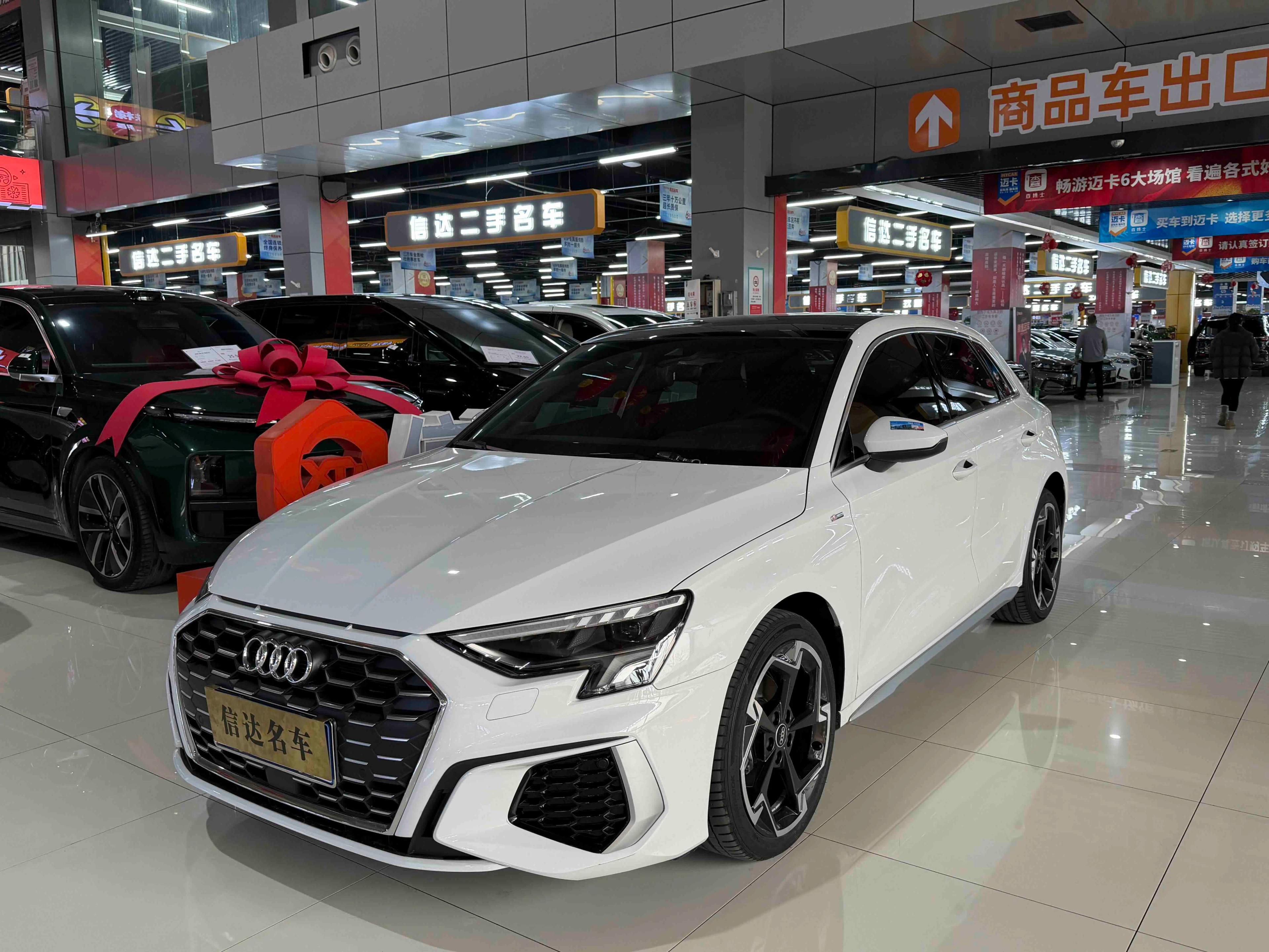 Audi A3 2024 г. 9649 км.