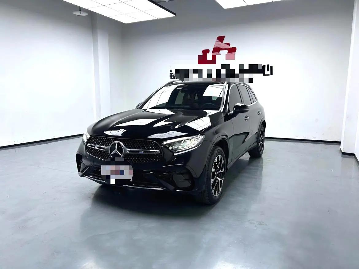 Mercedes-Benz GLC 2023 г.