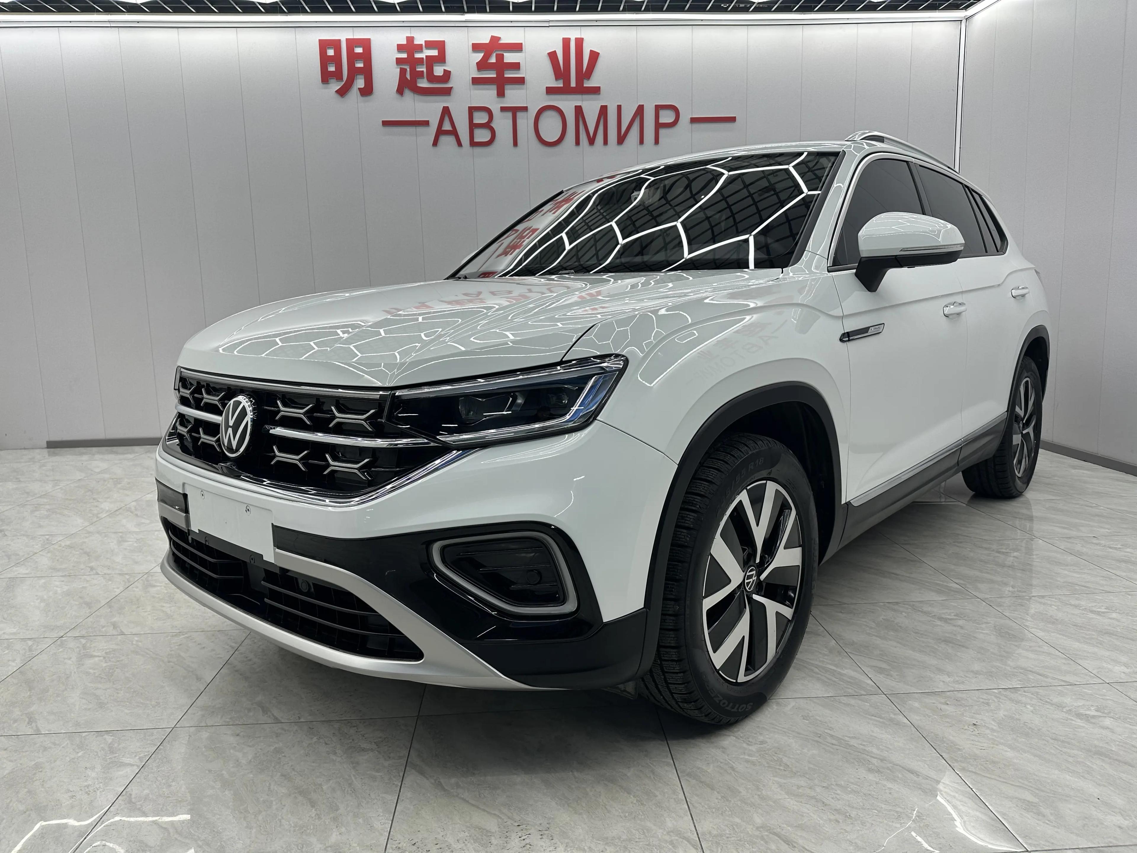 Volkswagen Tayron 2023 г. 47060 км.