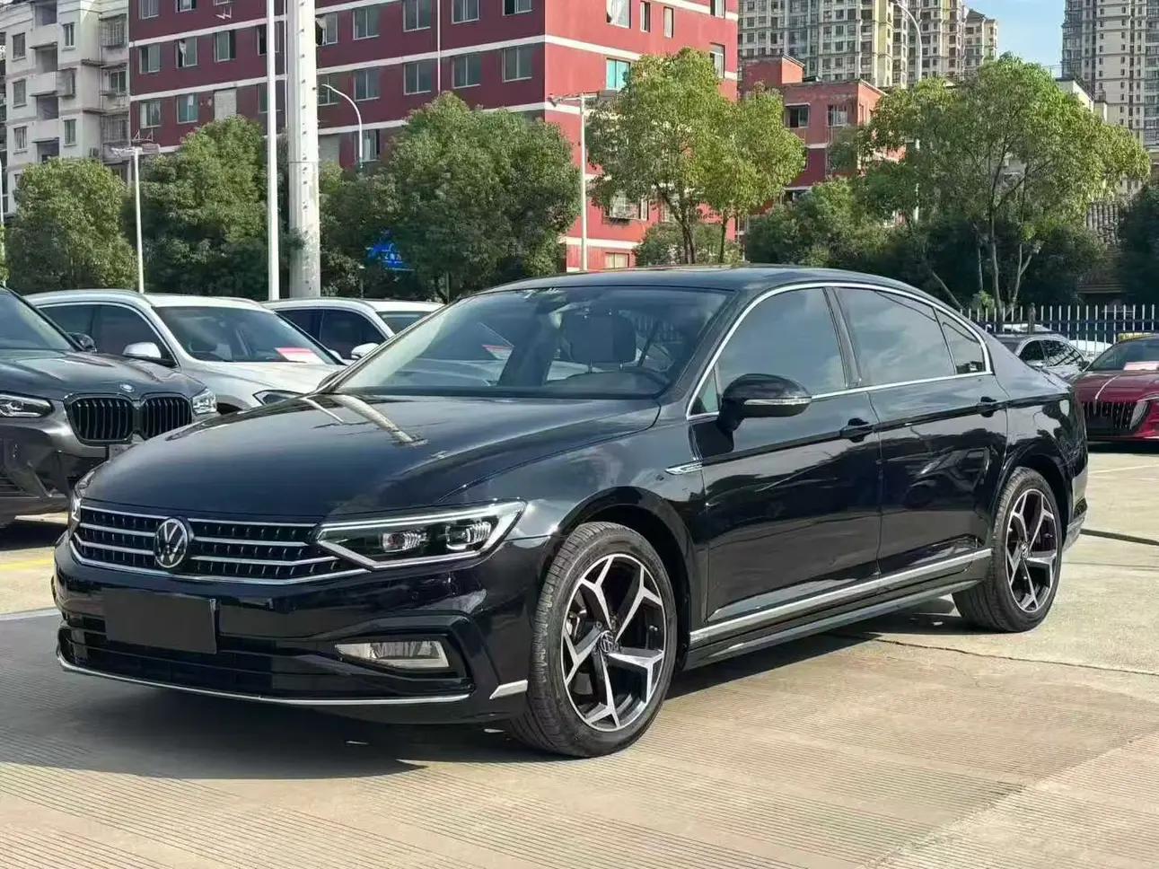 Volkswagen Magotan 2022 г. 30034 км.