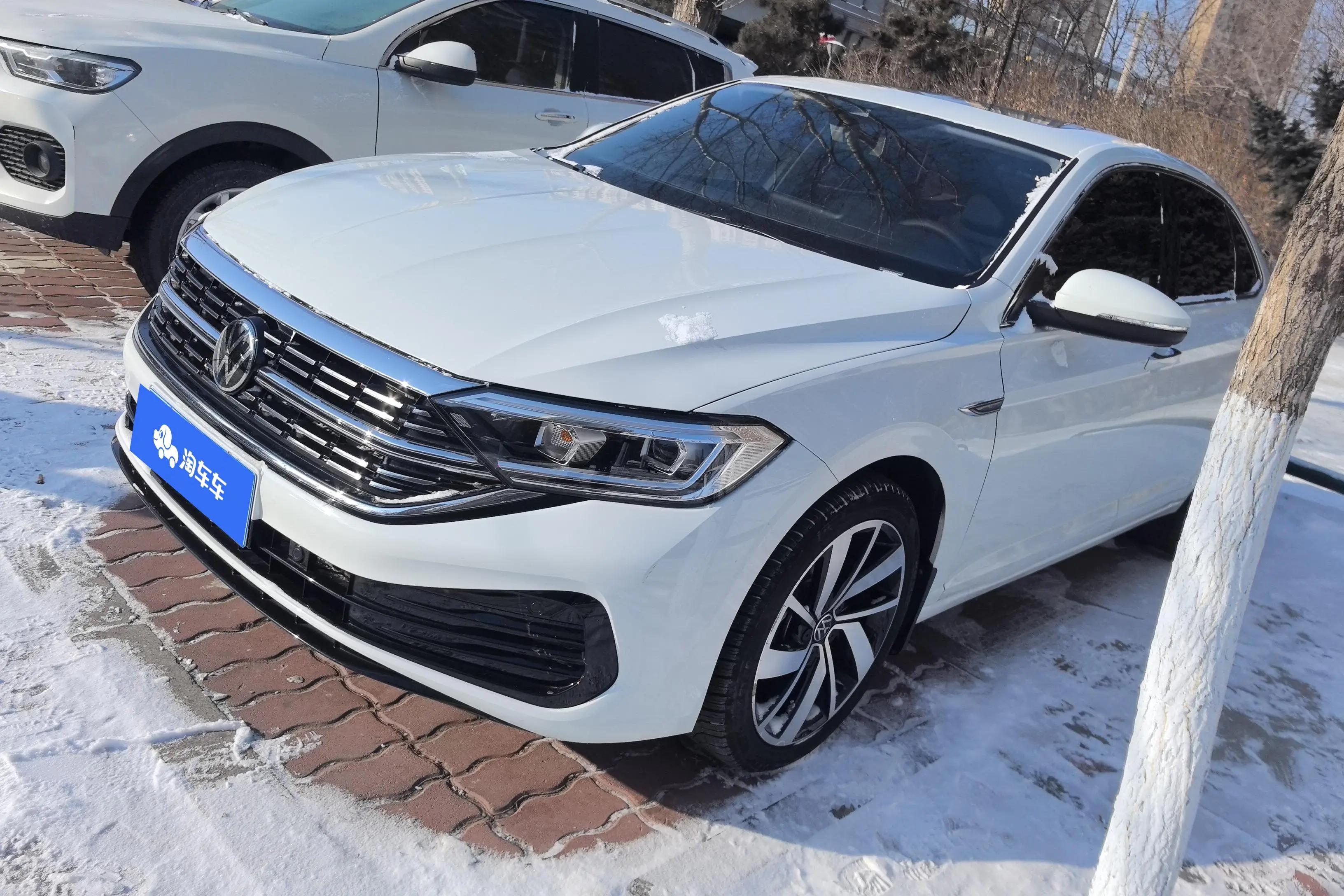 Volkswagen Sagitar 2023 г. 18638 км.
