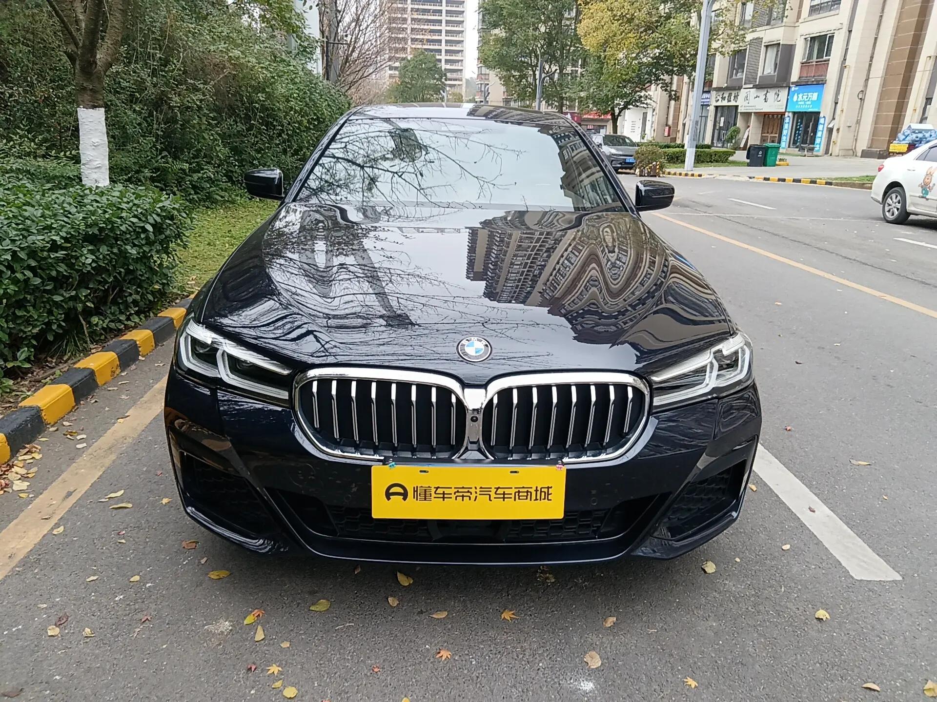 BMW 5 Series 2022 г. 36429 км.