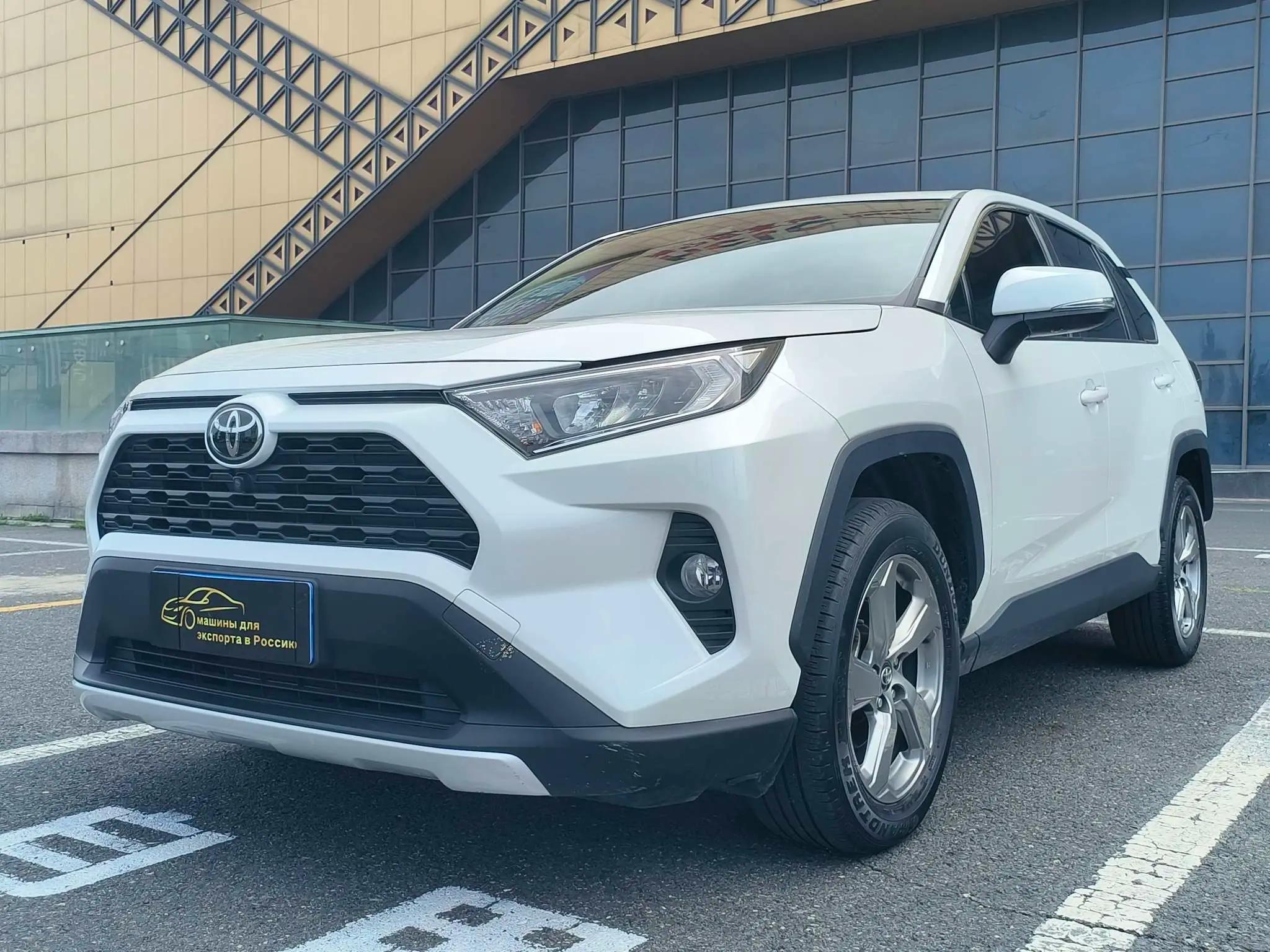 Toyota RAV4 2023 г. 30044 км.