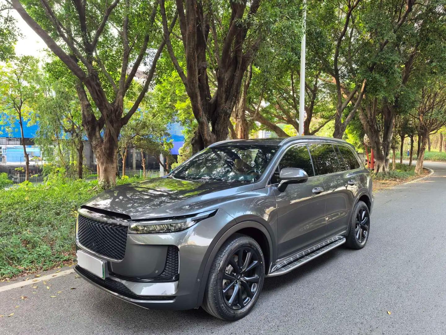 Lixiang ONE 2021 г. 97050 км.