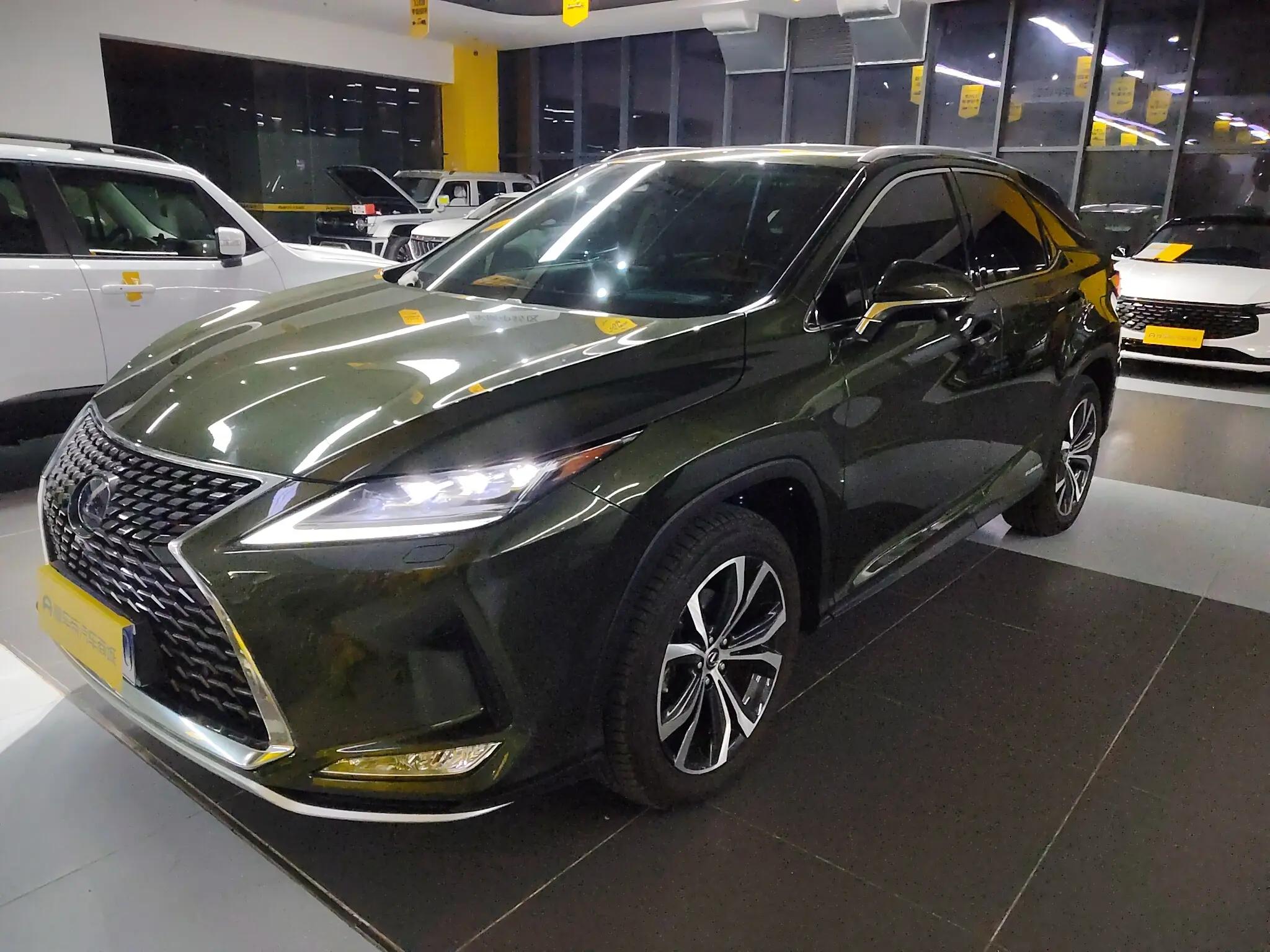 Lexus RX 2021 г. 79145 км.