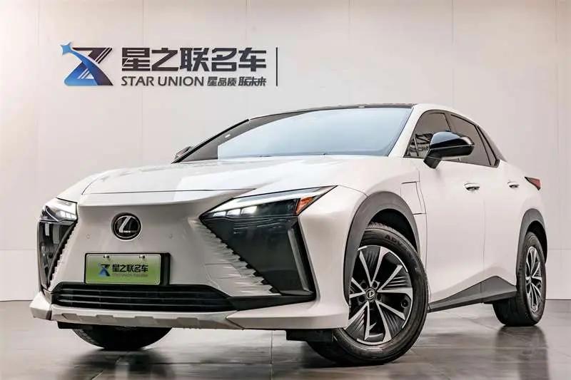 Lexus RZ 2023 г.