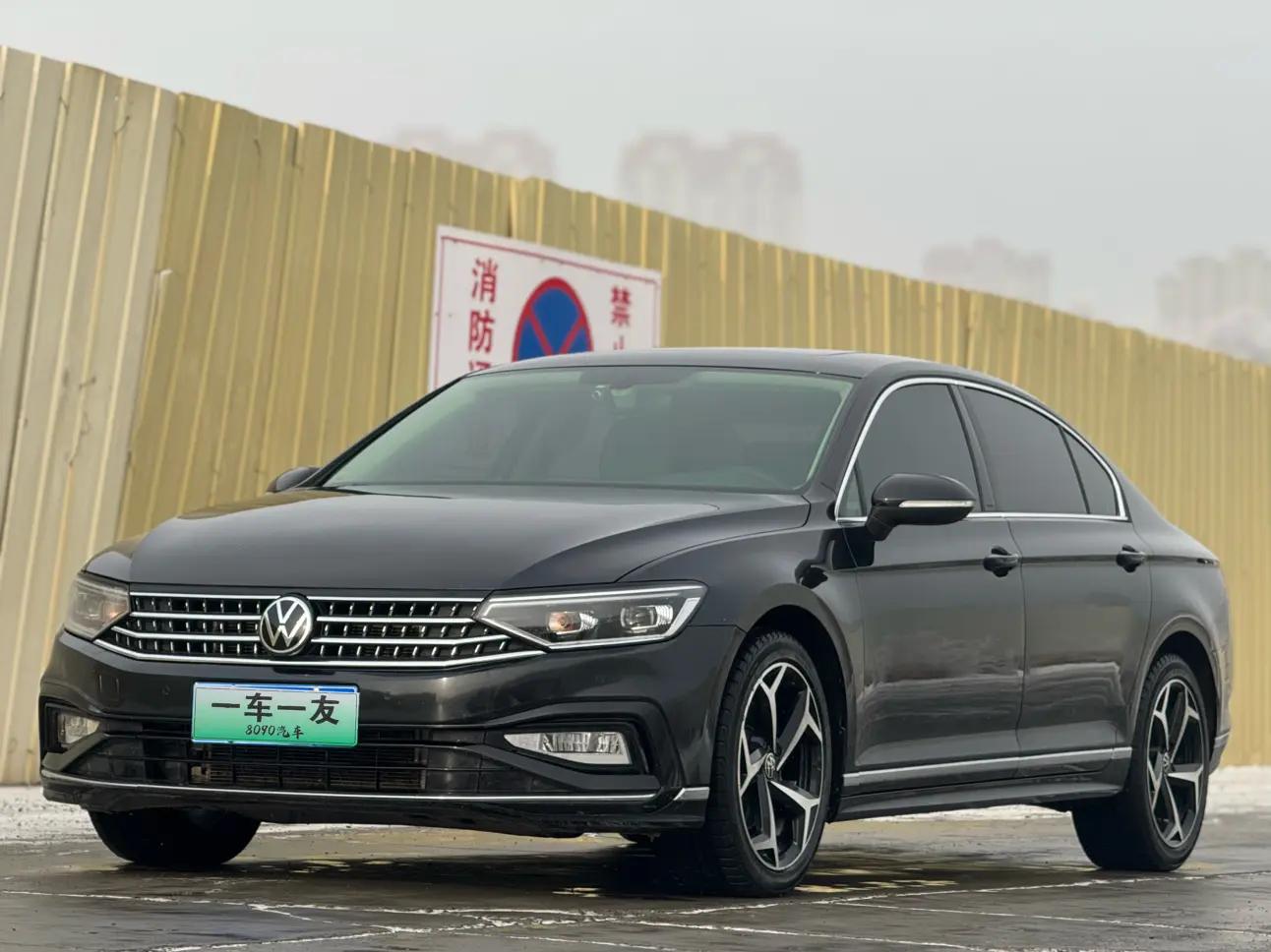 Volkswagen Magotan 2023 г. 60000 км.