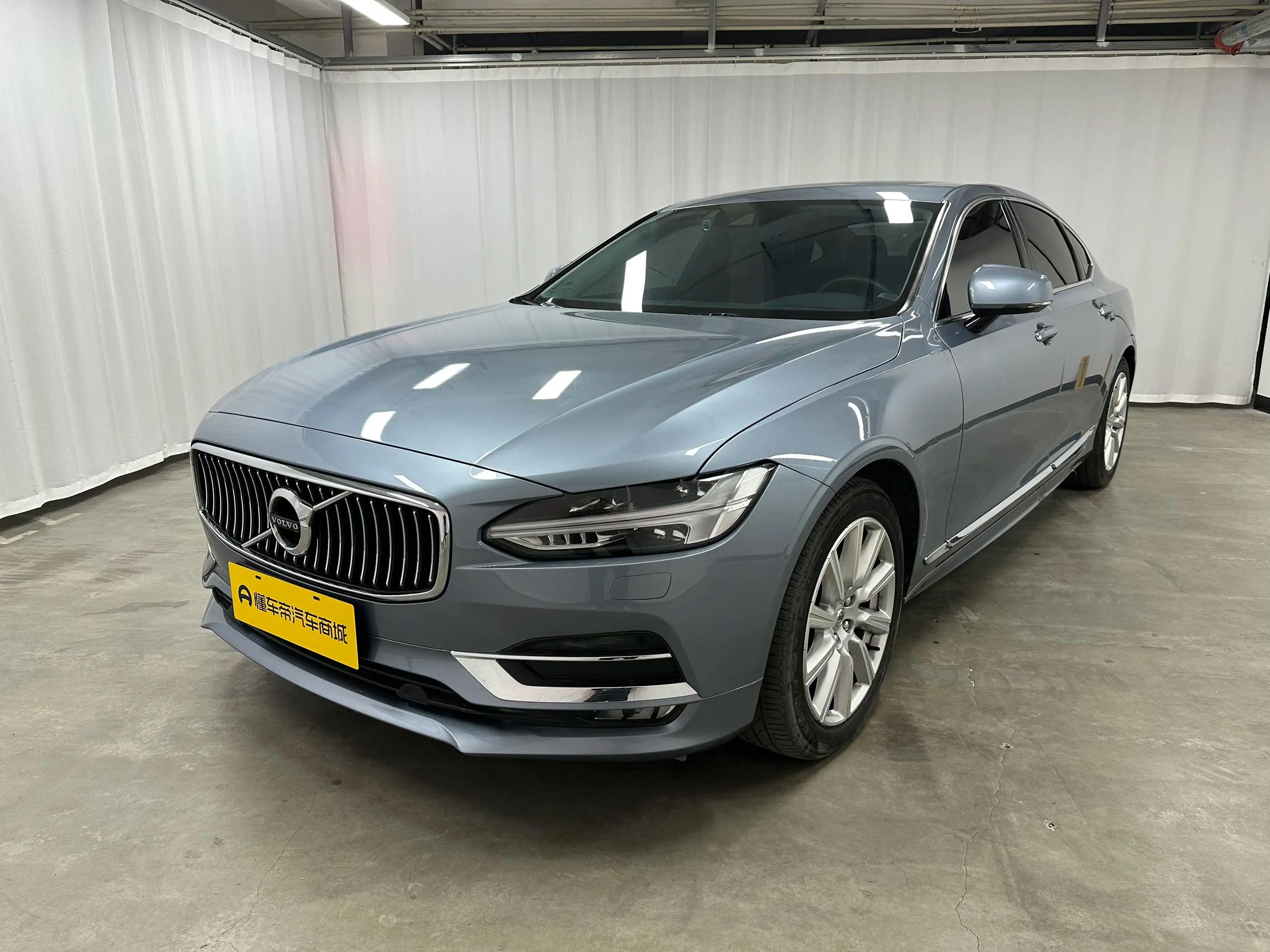 Volvo S90 2020 г.