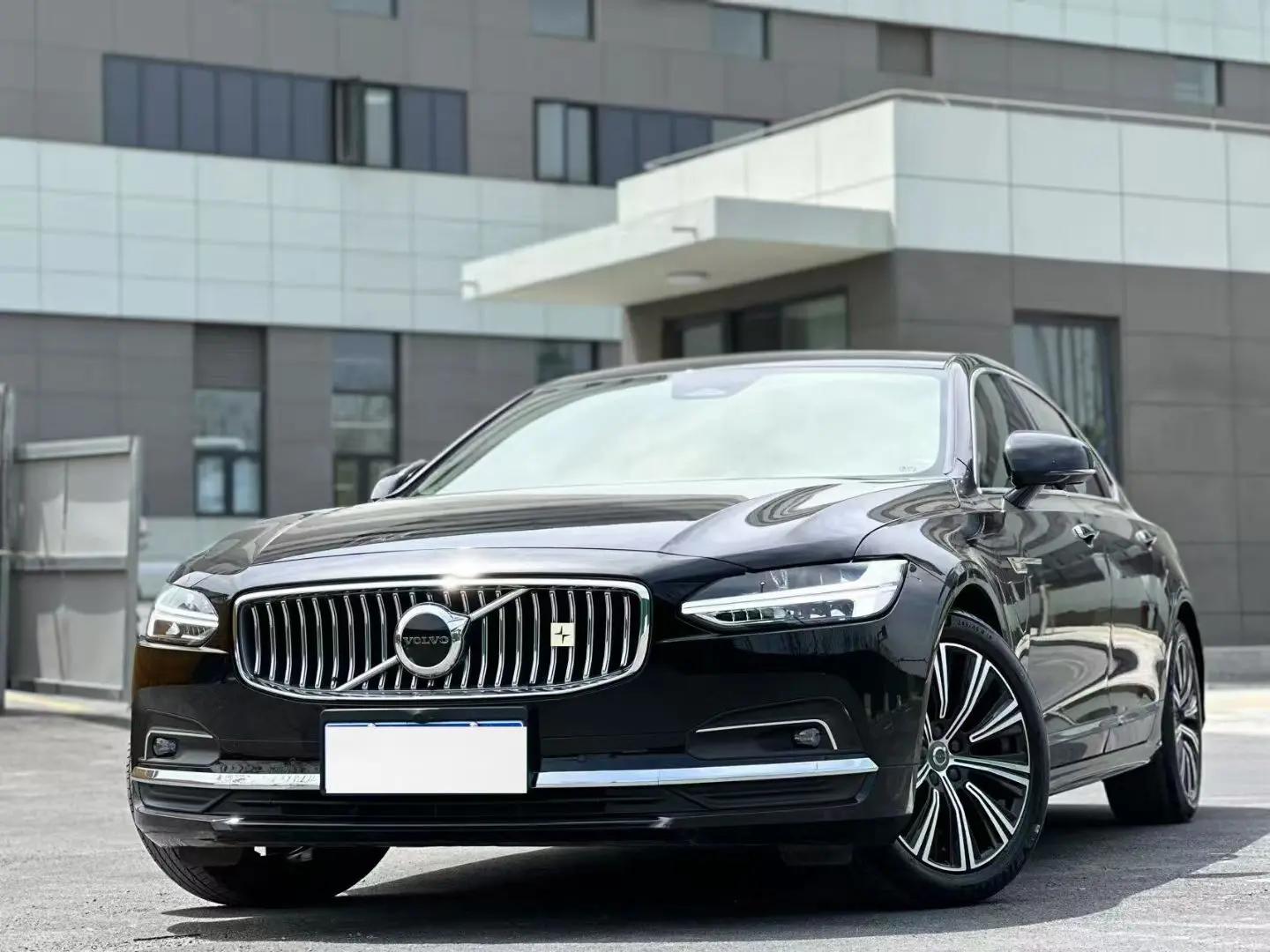 Volvo S90 2022 г. 35112 км.