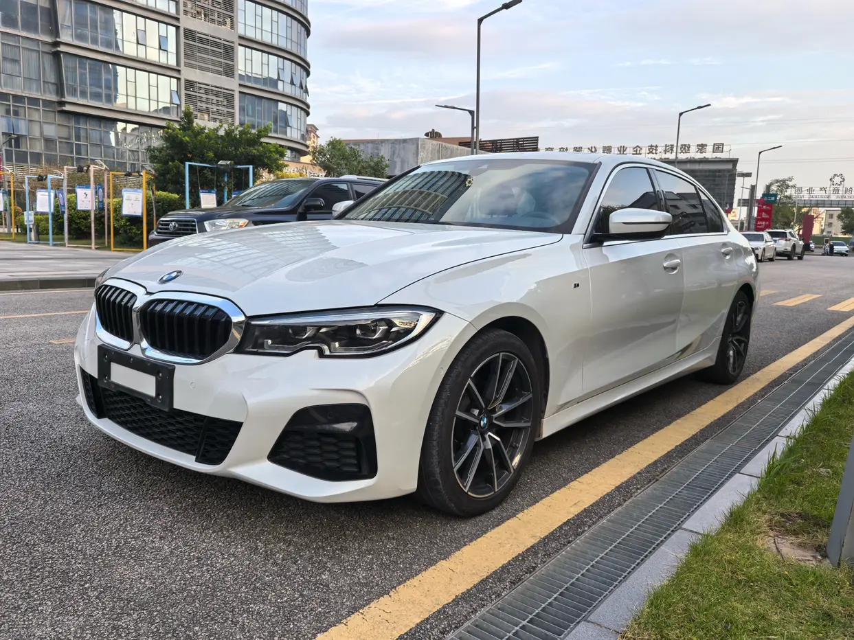 BMW 3 Series 2021 г. 52013 км.