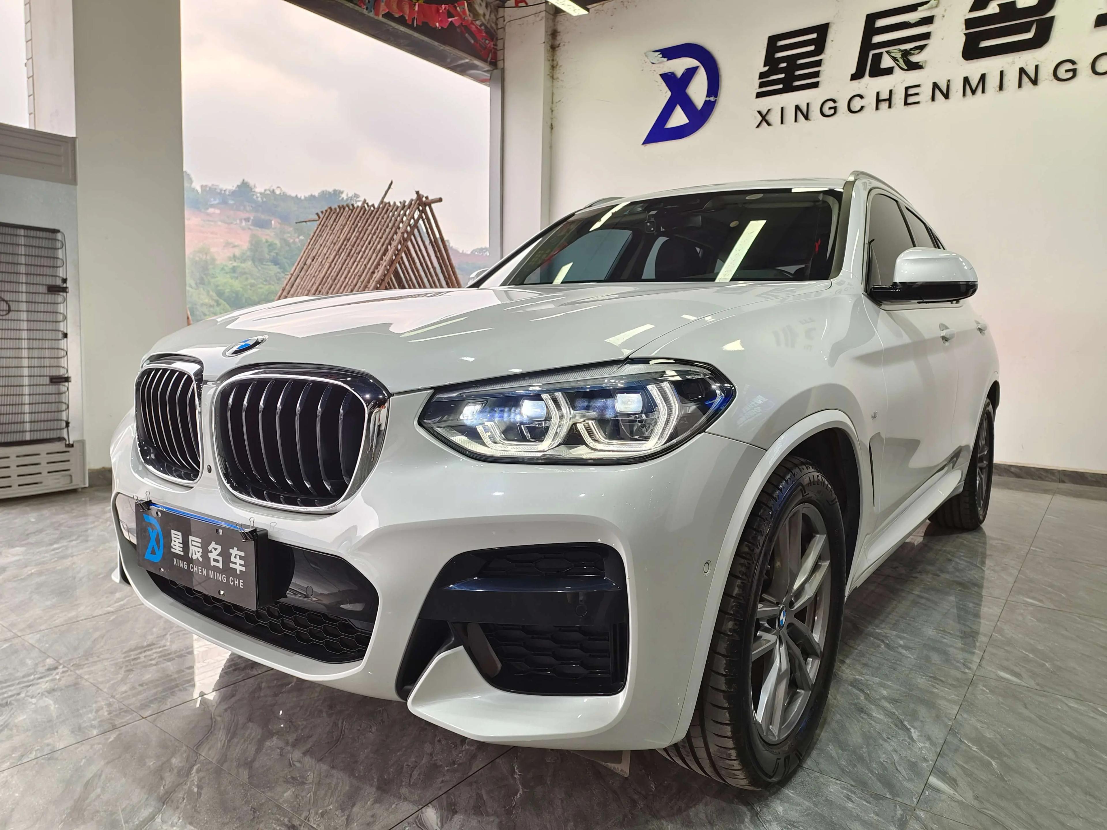 BMW X3 2021 г. 100050 км.
