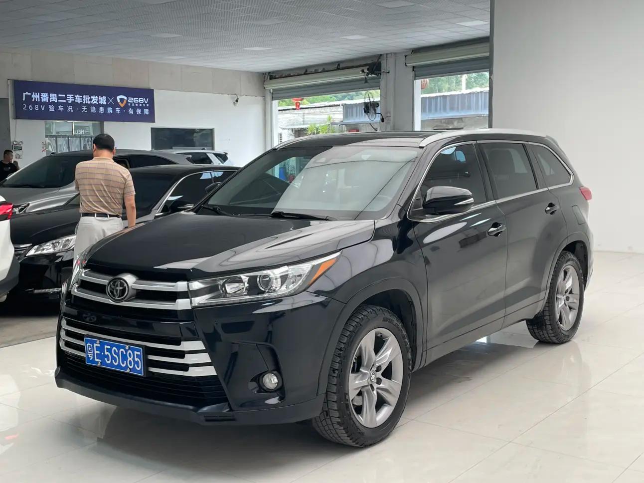 Toyota Highlander 2022 г. 52014 км.