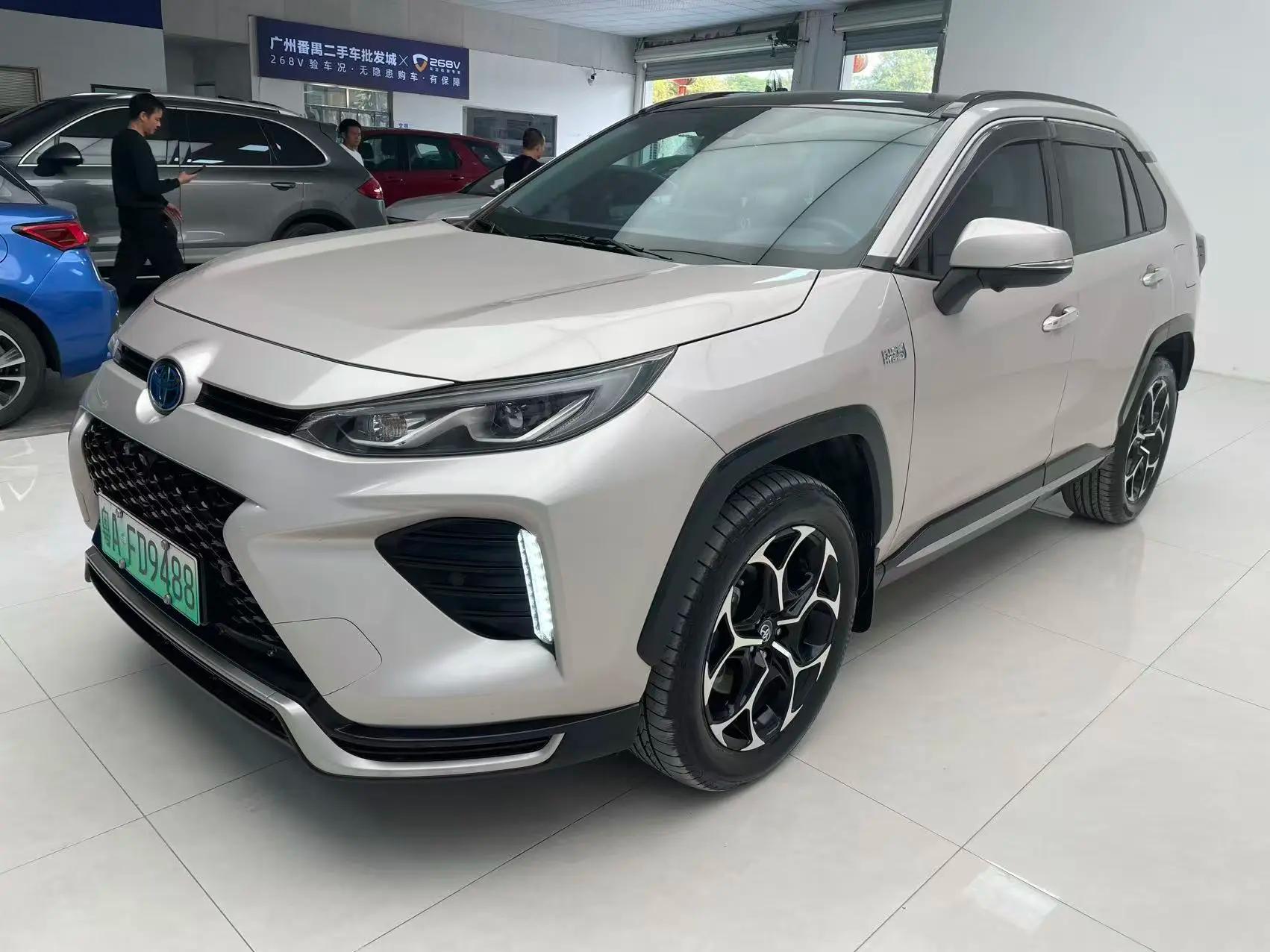 Toyota Wildlander PHEV 2021 г. 96797 км.