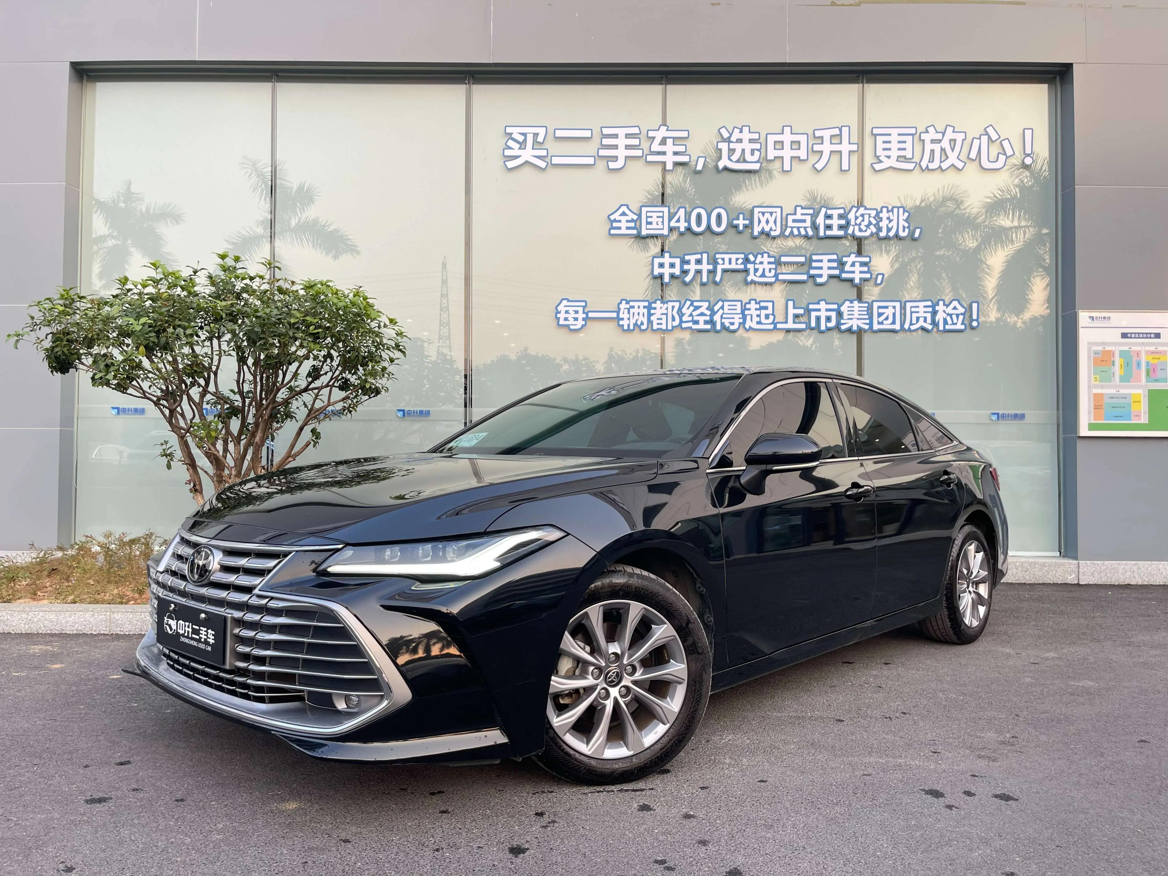 Toyota Avalon 2024 г. 17000 км.