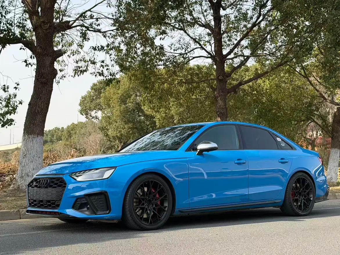 Audi S4 2021 г. 73070 км.